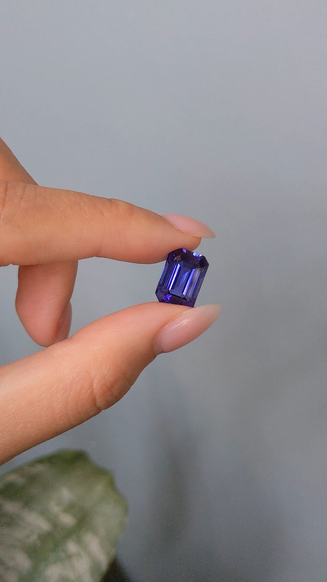 8.48 Ct. Violetish Blue Tanzanite from Tanzania Size Video