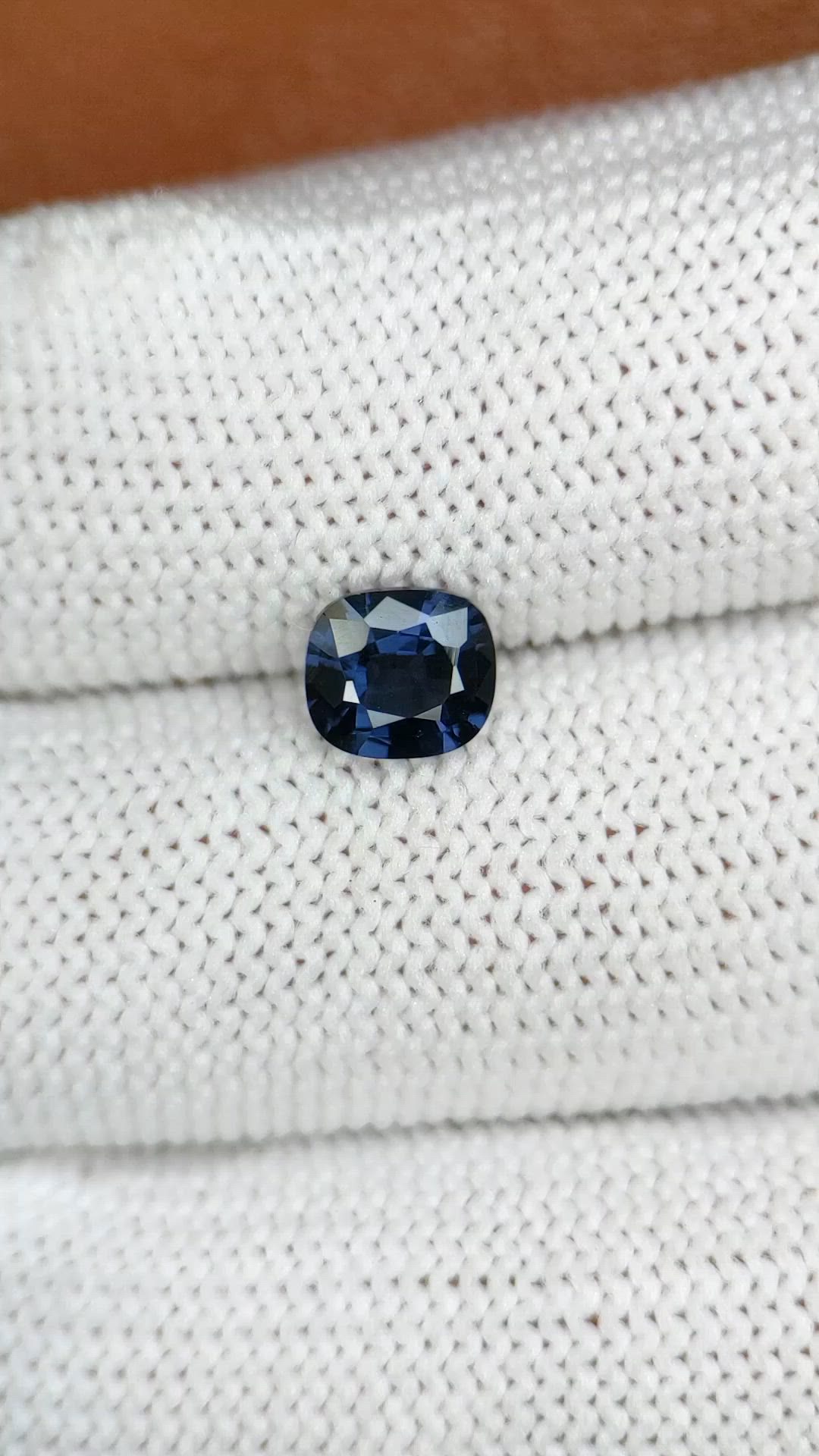 1.03 Ct. Blue Spinel from Ceylon (Sri Lanka) Size Video