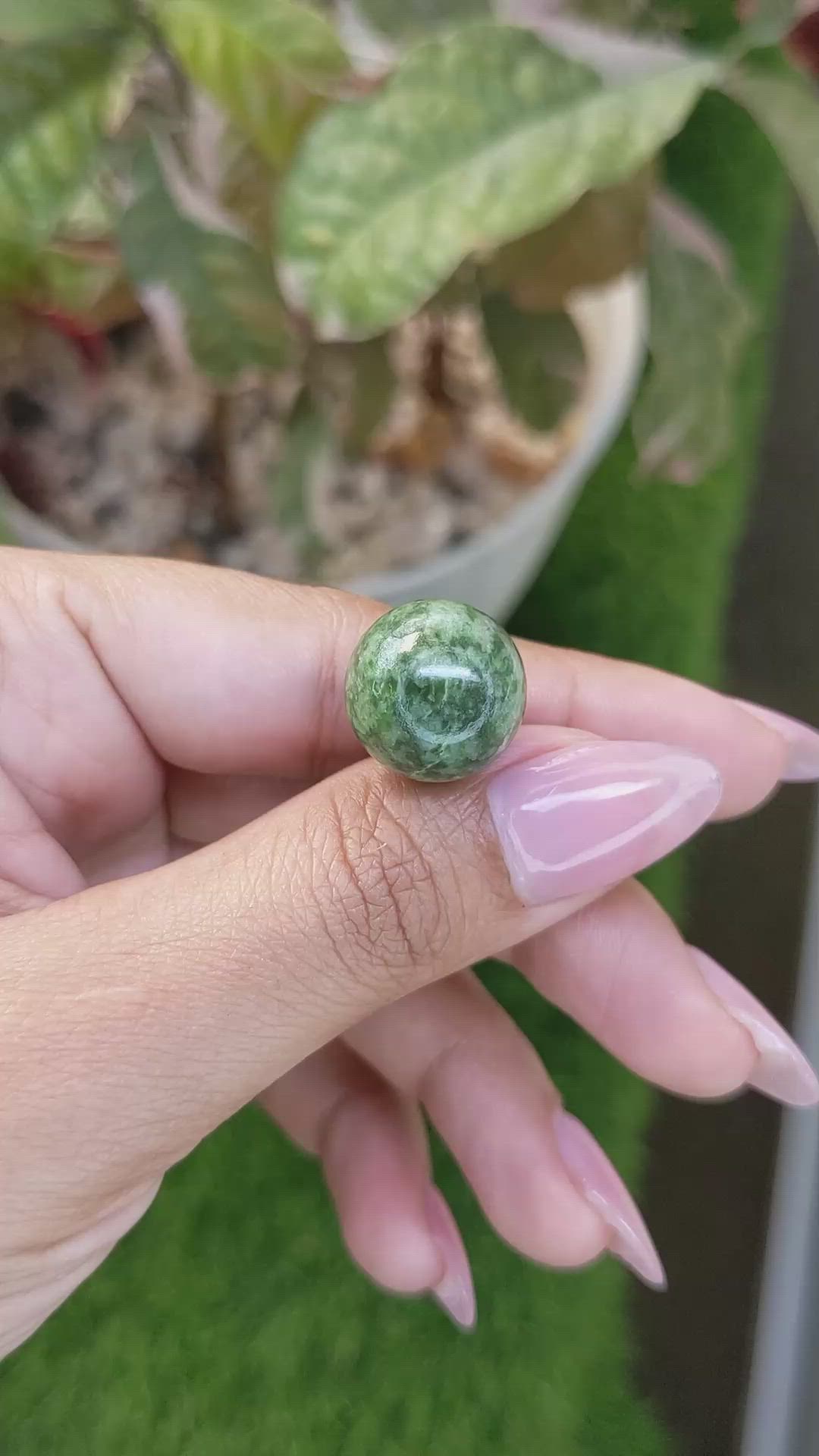 24.15 Ct. Green Jade from Burma (Myanmar) Size Video