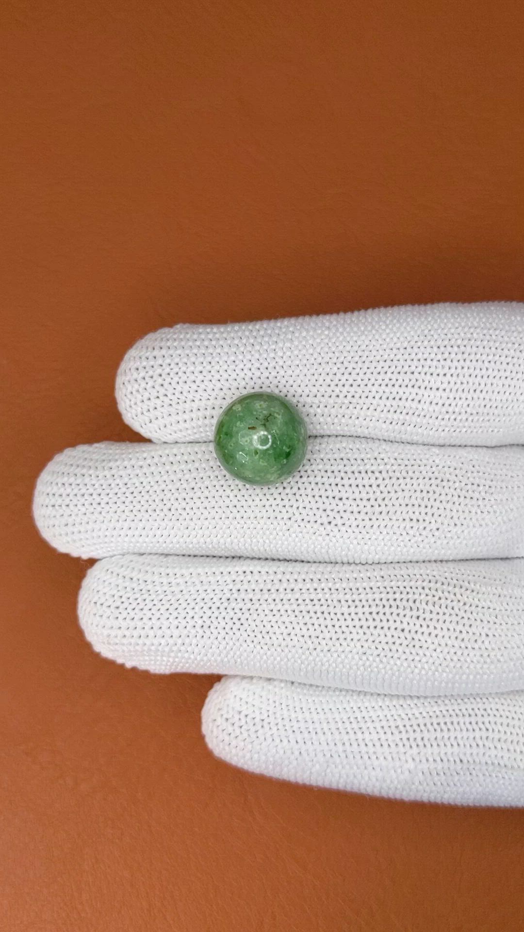 13.15 Ct. Green Jade from Burma (Myanmar) Size Video