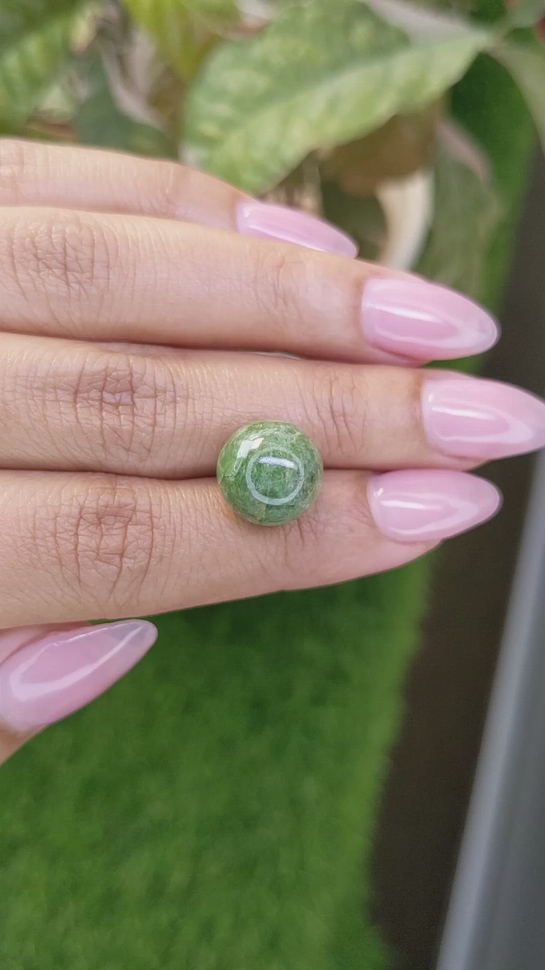 13.14 Ct. Yellowish Green Jade from Burma (Myanmar) Size Video