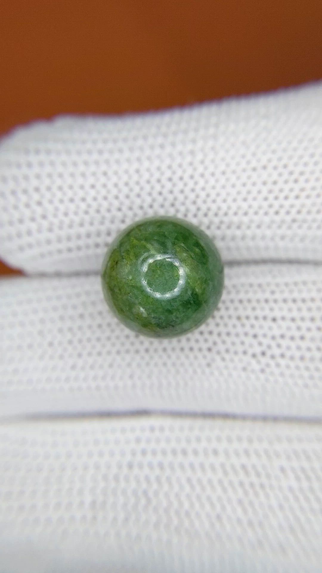 13.14 Ct. Yellowish Green Jade from Burma (Myanmar) Size Video