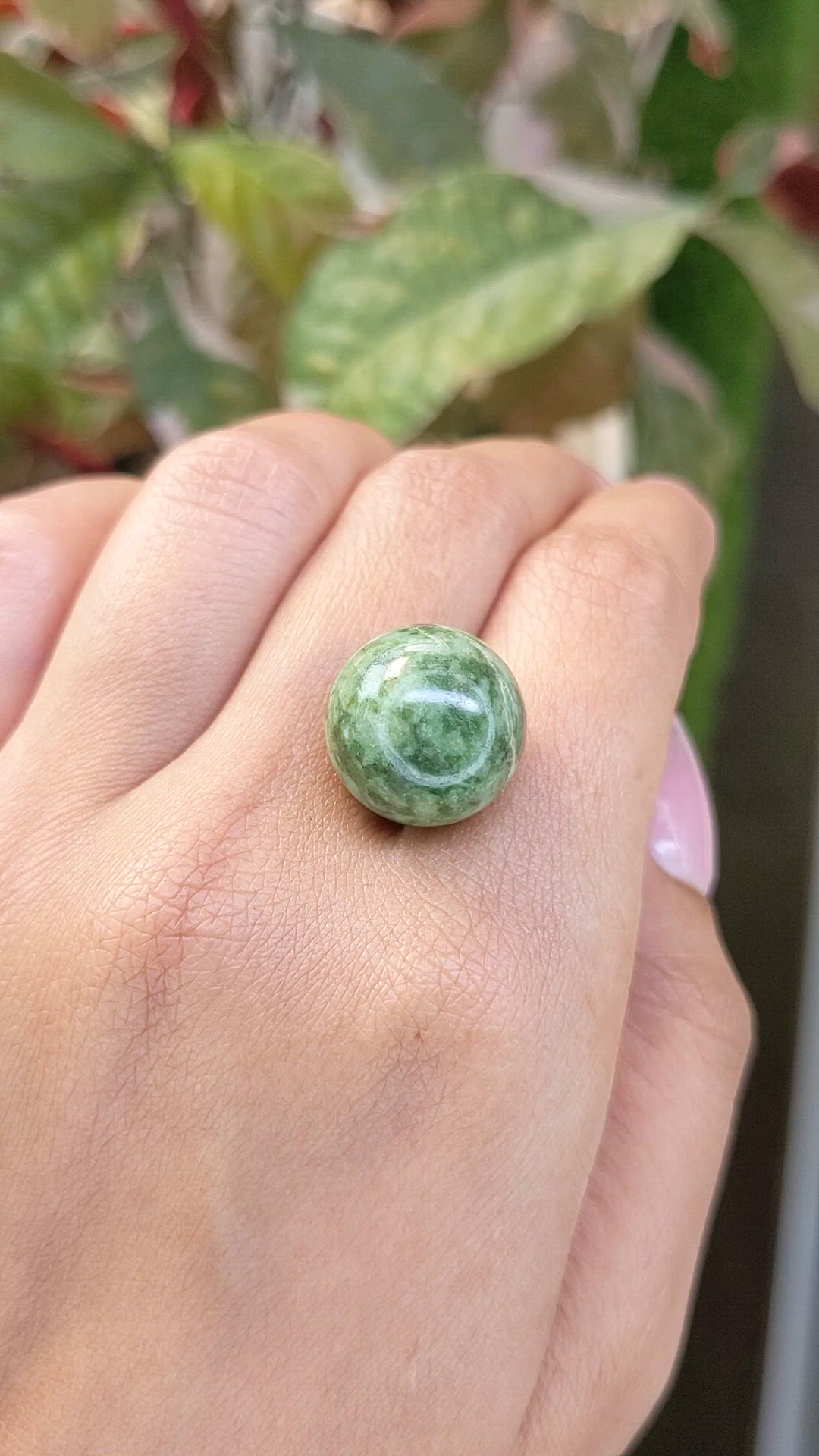 25.37 Ct. Green Jade from Burma (Myanmar) Size Video