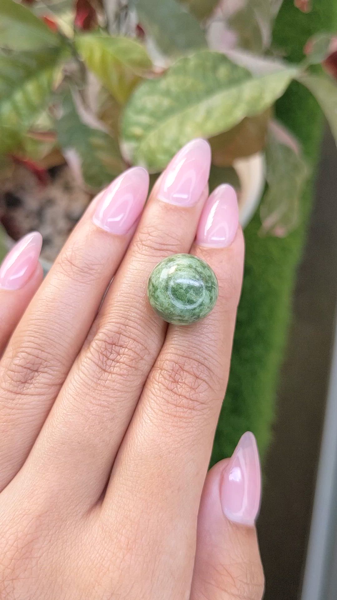 25.37 Ct. Green Jade from Burma (Myanmar) Size Video