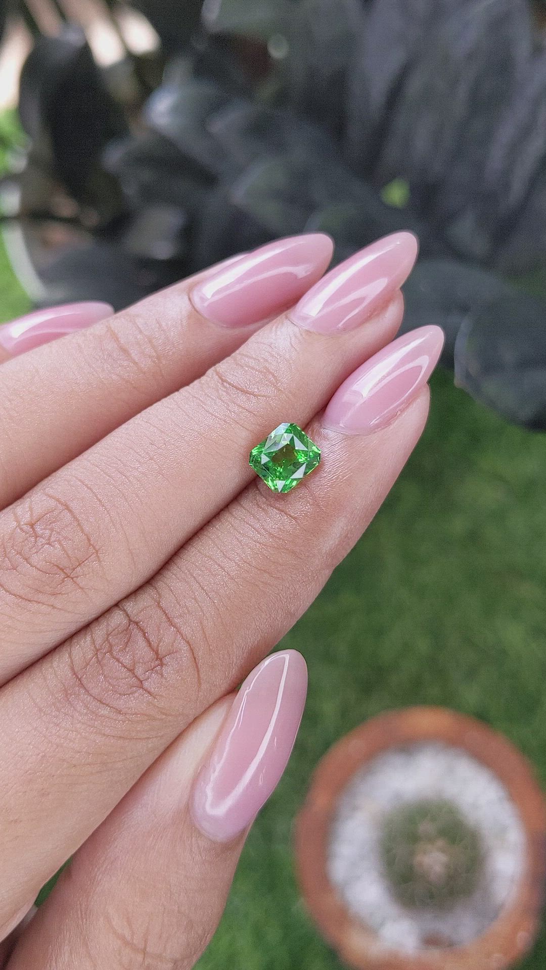 1.56 Ct. Tsavorite Garnet from Tanzania Size Video