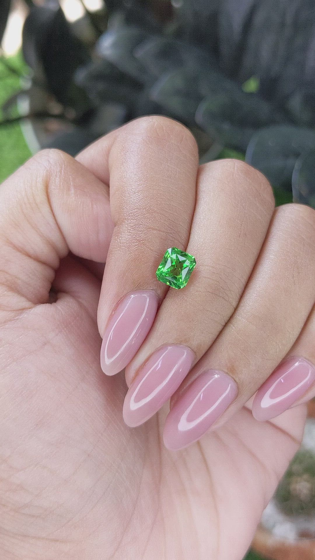 1.56 Ct. Tsavorite Garnet from Tanzania Size Video