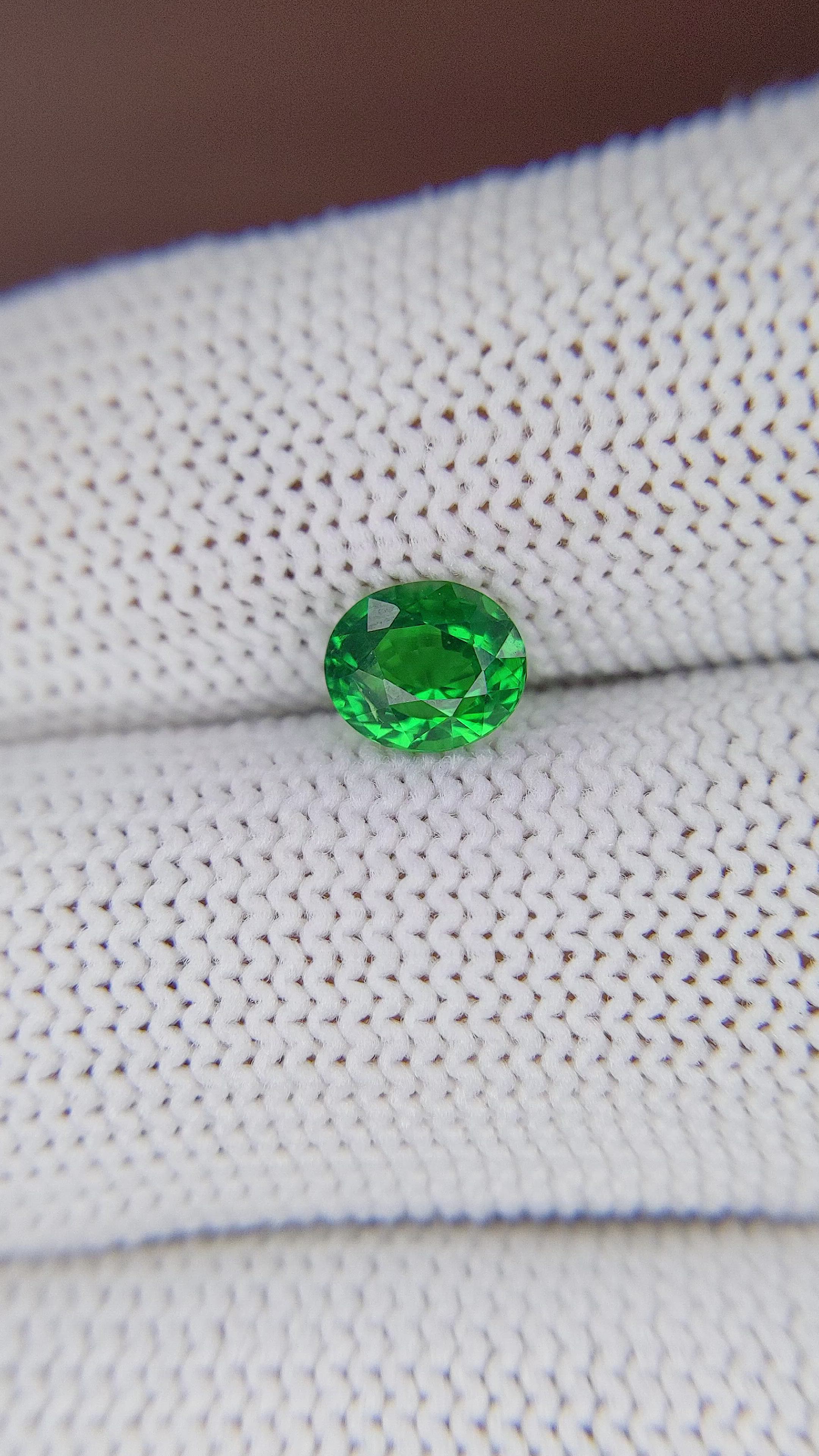 1.07 Ct. Tsavorite Garnet from Tanzania Size Video