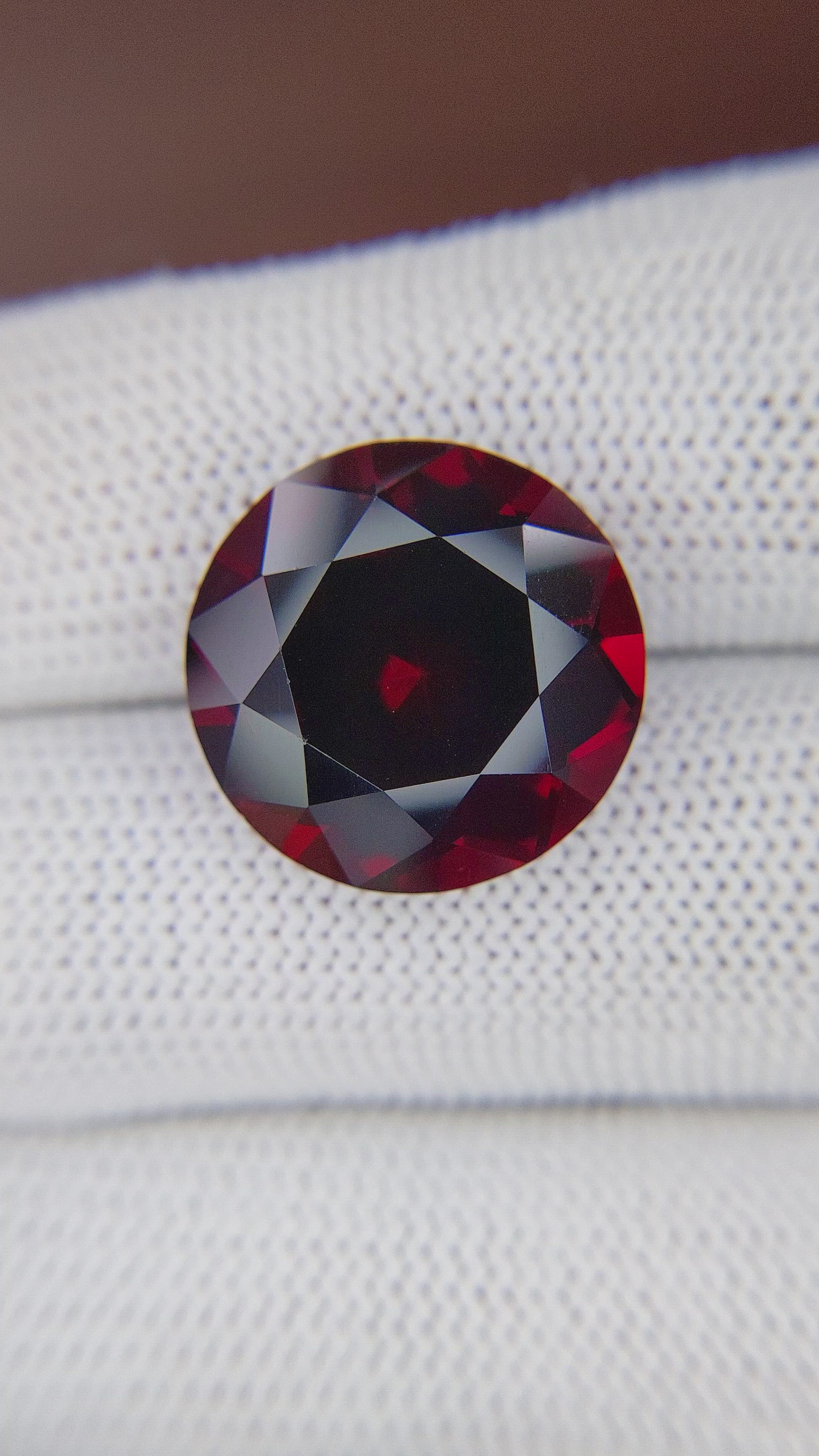 19.33 Ct. Red Garnet from Ceylon (Sri Lanka) Size Video