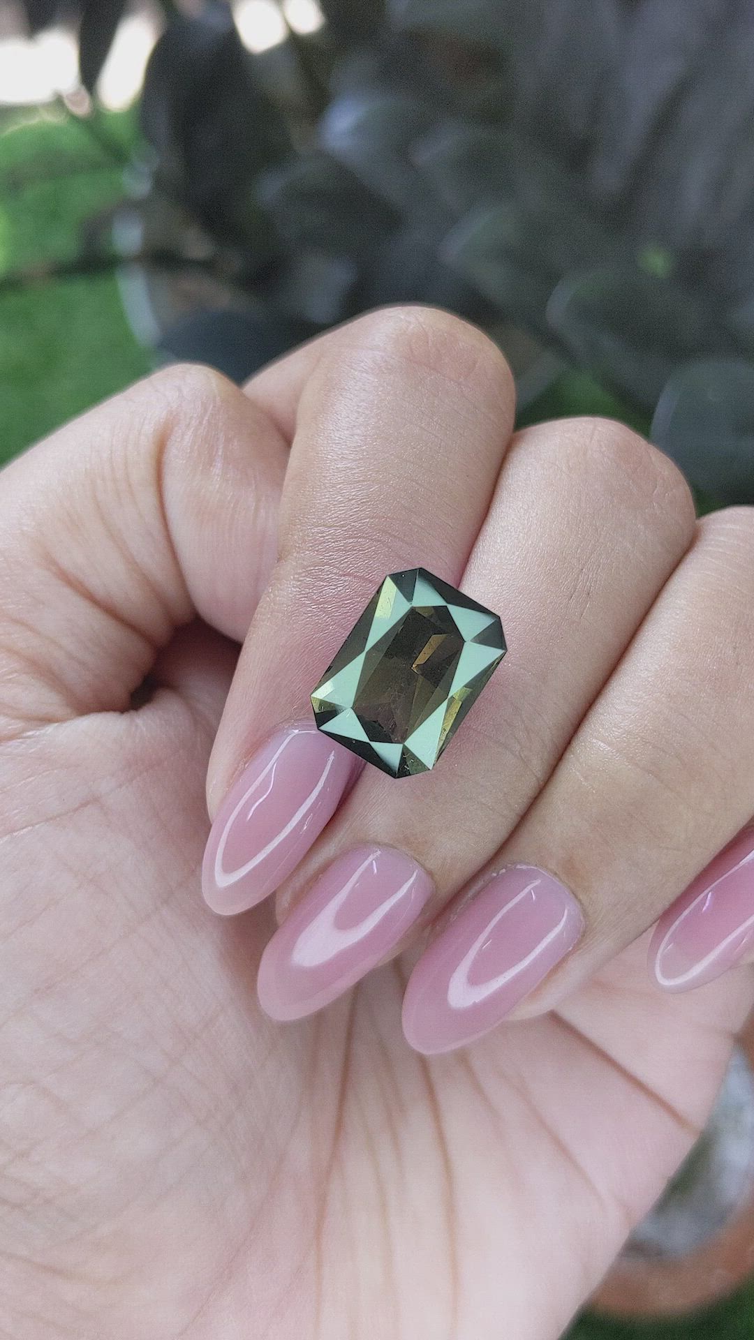 7.70 Ct. Green Tourmaline from Ceylon (Sri Lanka) Size Video