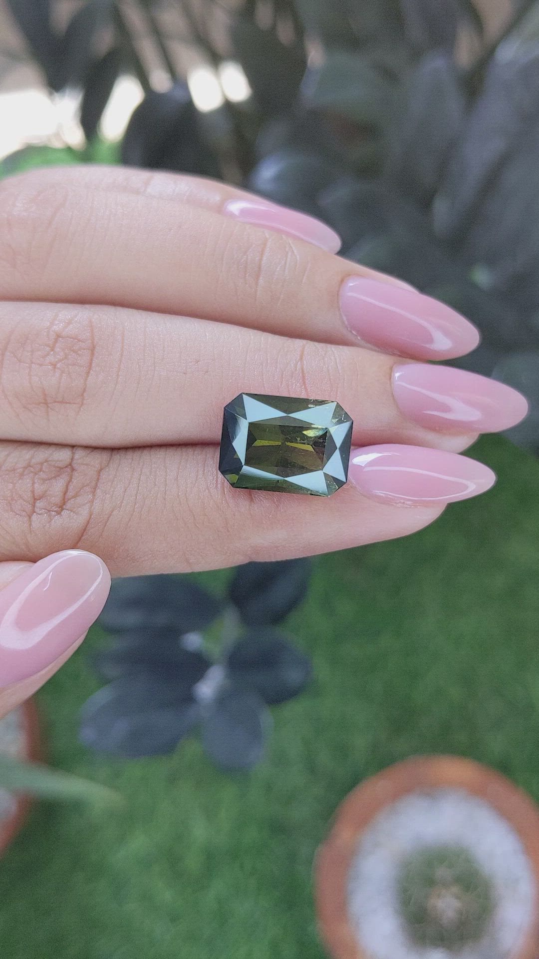 7.70 Ct. Green Tourmaline from Ceylon (Sri Lanka) Size Video