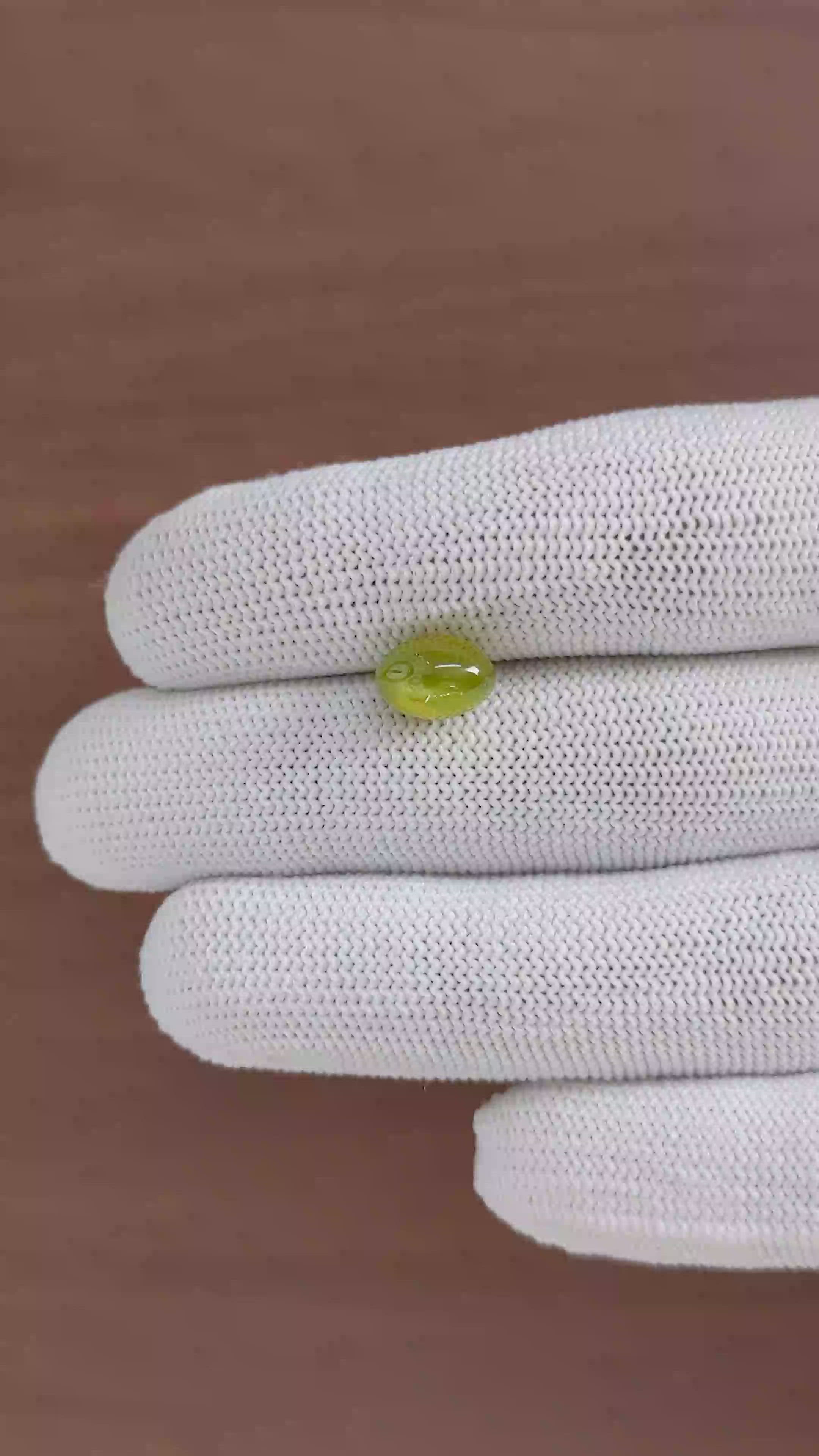 4.50 Ct. Yellowish Green Cabochon Chrysoberyl from India Size Video