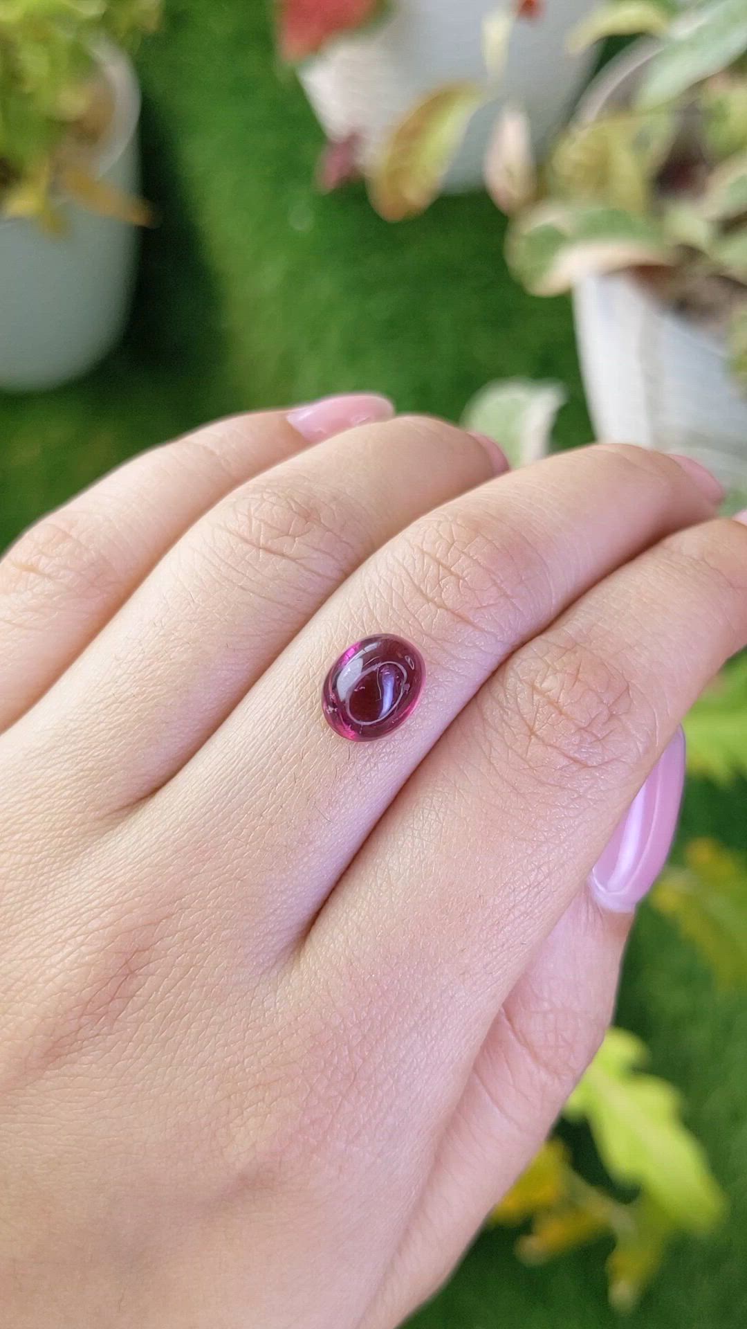 3.55 Ct. Pinkish Purple Cabochon Spinel from Ceylon (Sri Lanka) Size Video