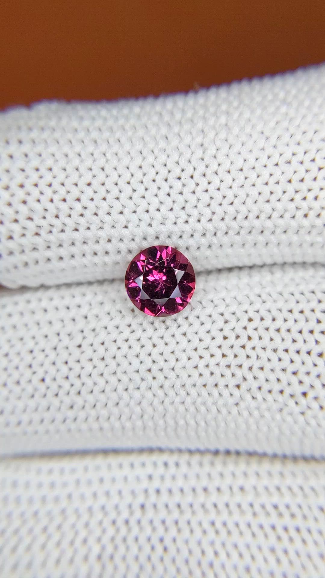1.14 Ct. Pinkish Purple Rhodolite Garnet from Ceylon (Sri Lanka) Size Video