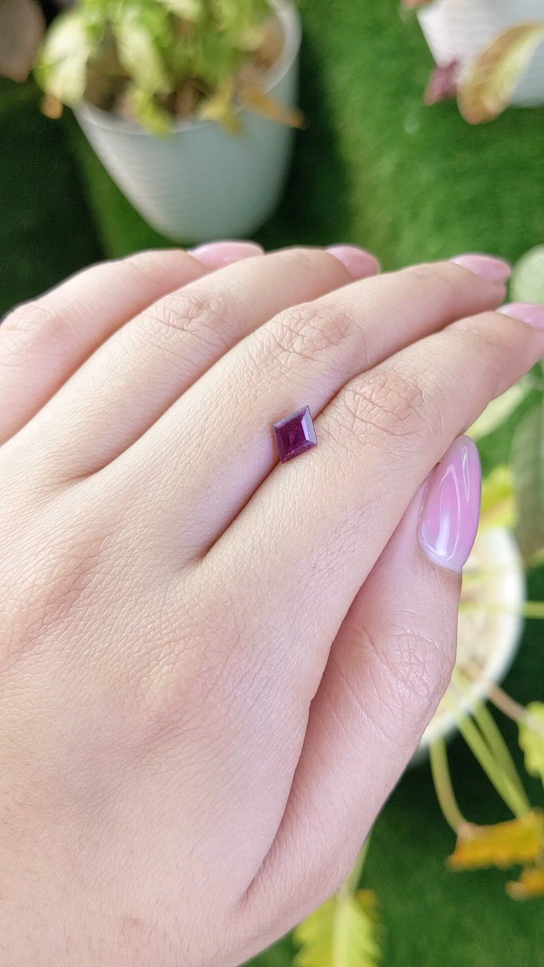 0.74 Ct. Pinkish Purple Rhodolite Garnet from Ceylon (Sri Lanka) Size Video