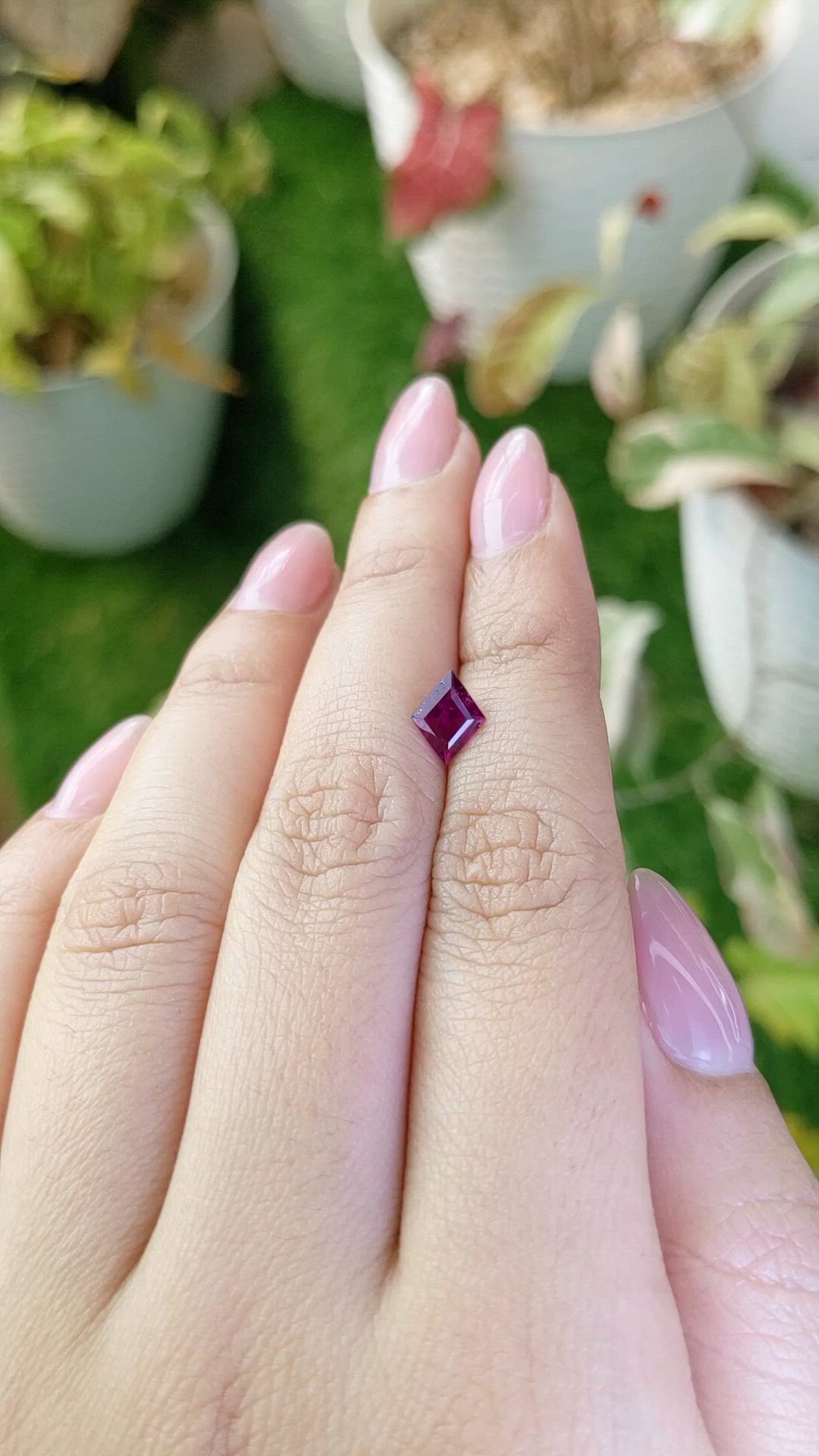 0.74 Ct. Pinkish Purple Rhodolite Garnet from Ceylon (Sri Lanka) Size Video