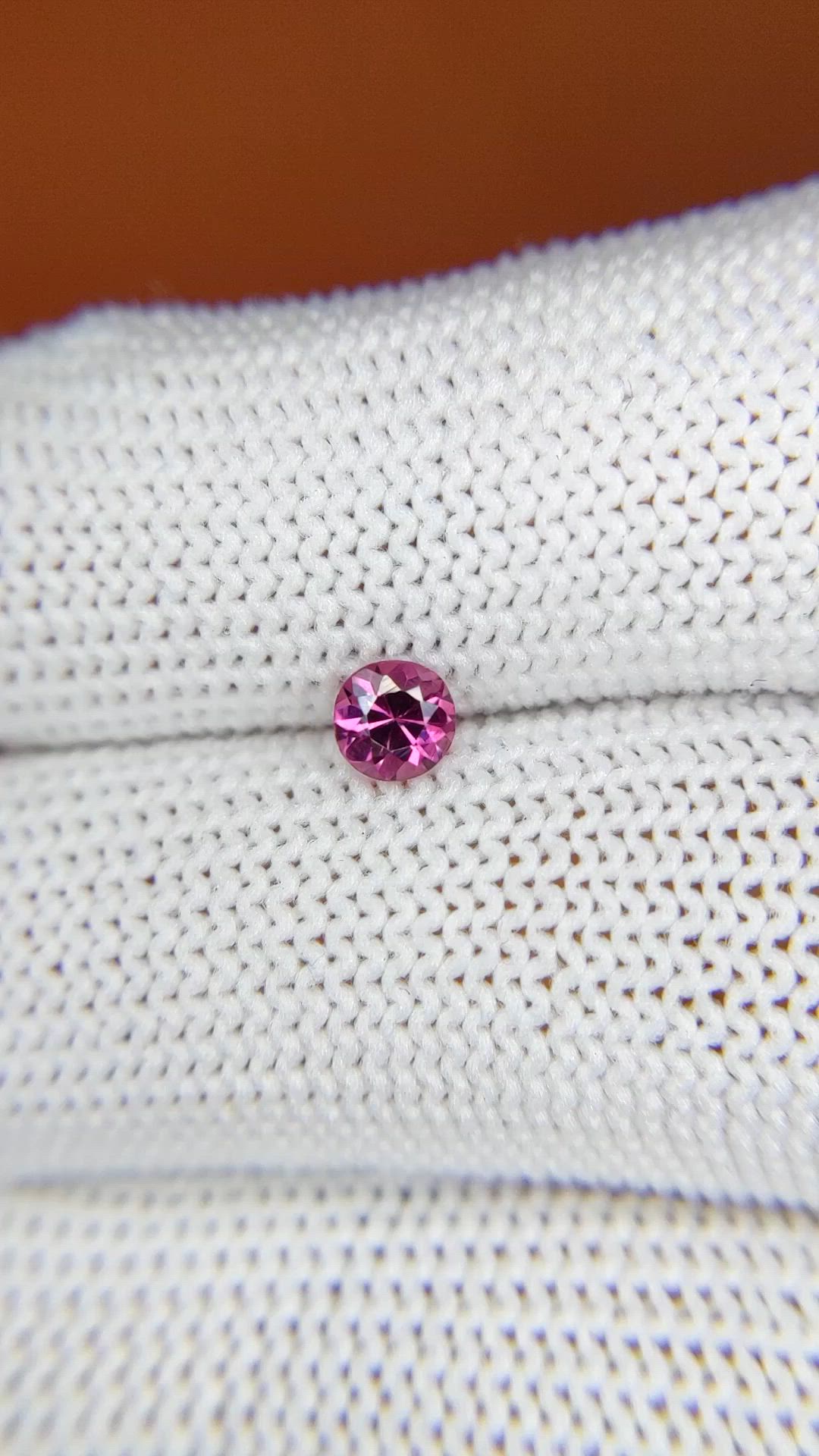 0.38 Ct. Purplish Pink Rhodolite Garnet from Ceylon (Sri Lanka) Size Video