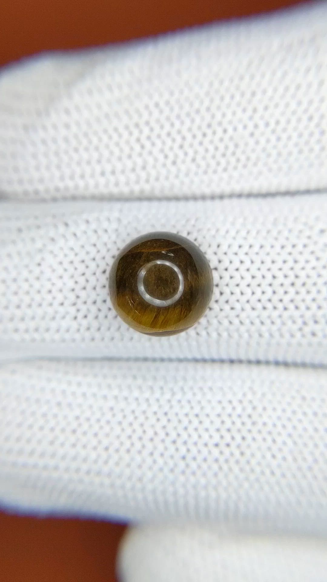 4.25 Ct. Cabochon Tiger's Eye from Ceylon (Sri Lanka) Size Video