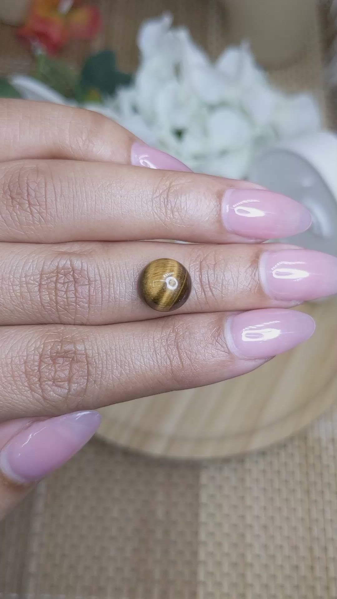 4.31 Ct. Cabochon Tiger's Eye from Ceylon (Sri Lanka) Size Video