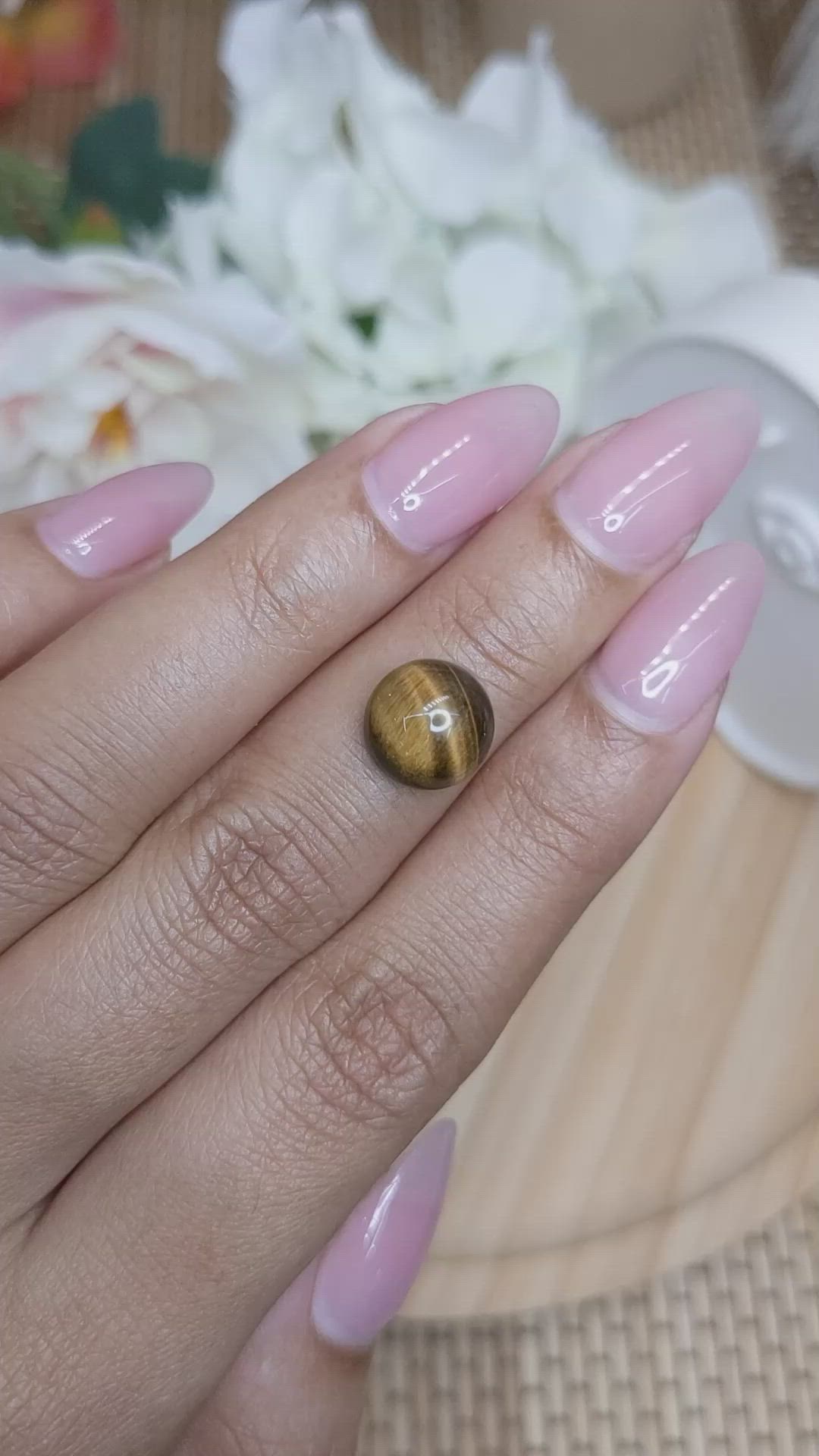 4.31 Ct. Cabochon Tiger's Eye from Ceylon (Sri Lanka) Size Video