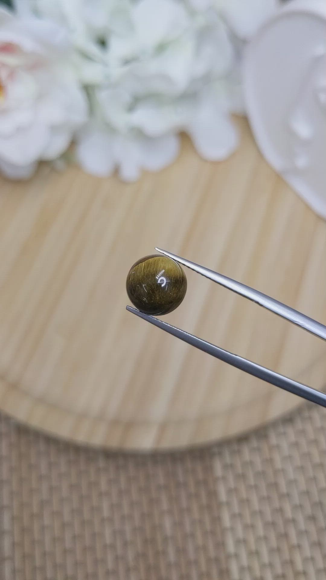 4.37 Ct. Cabochon Tiger's Eye from Ceylon (Sri Lanka) Size Video
