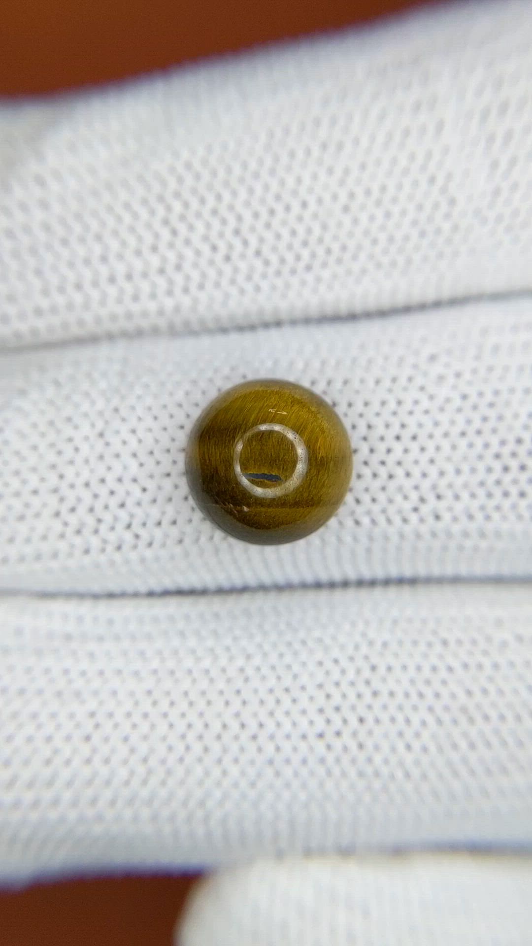 4.43 Ct. Cabochon Tiger's Eye from Ceylon (Sri Lanka) Size Video