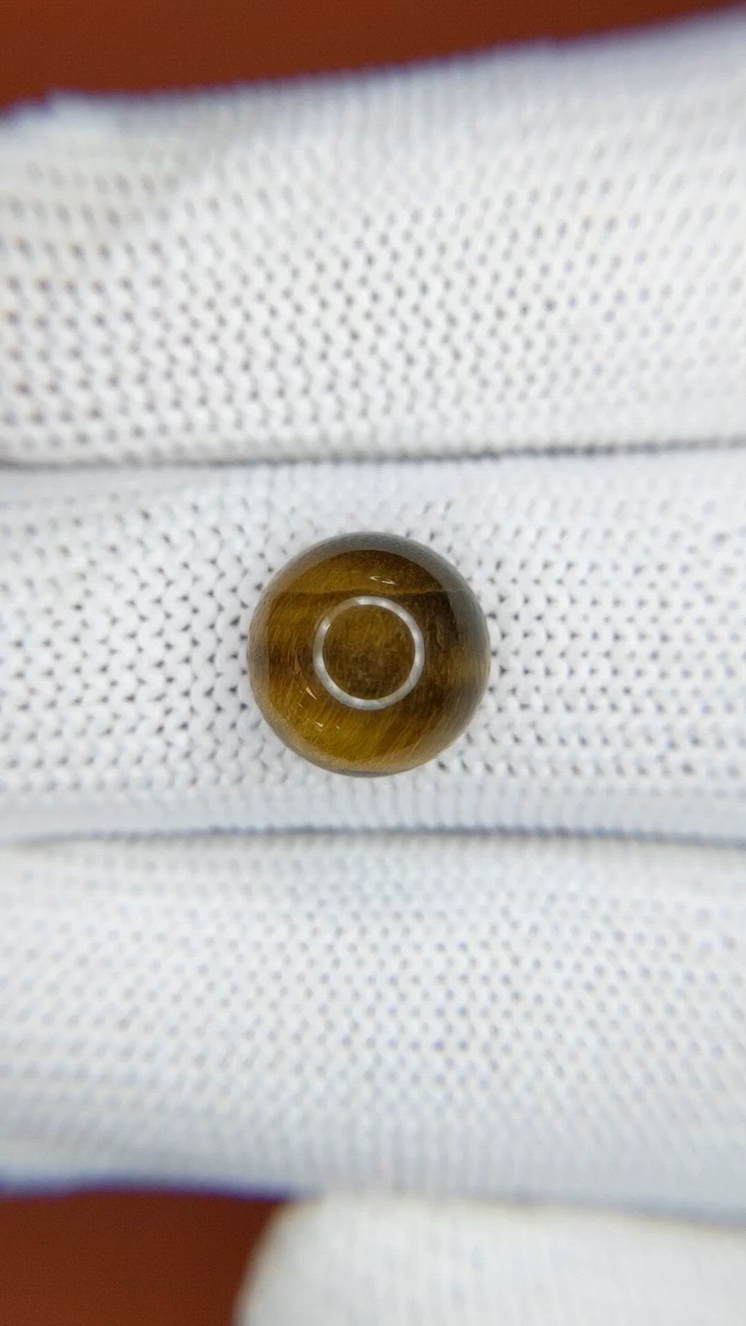 4.43 Ct. Cabochon Tiger's Eye from Ceylon (Sri Lanka) Size Video