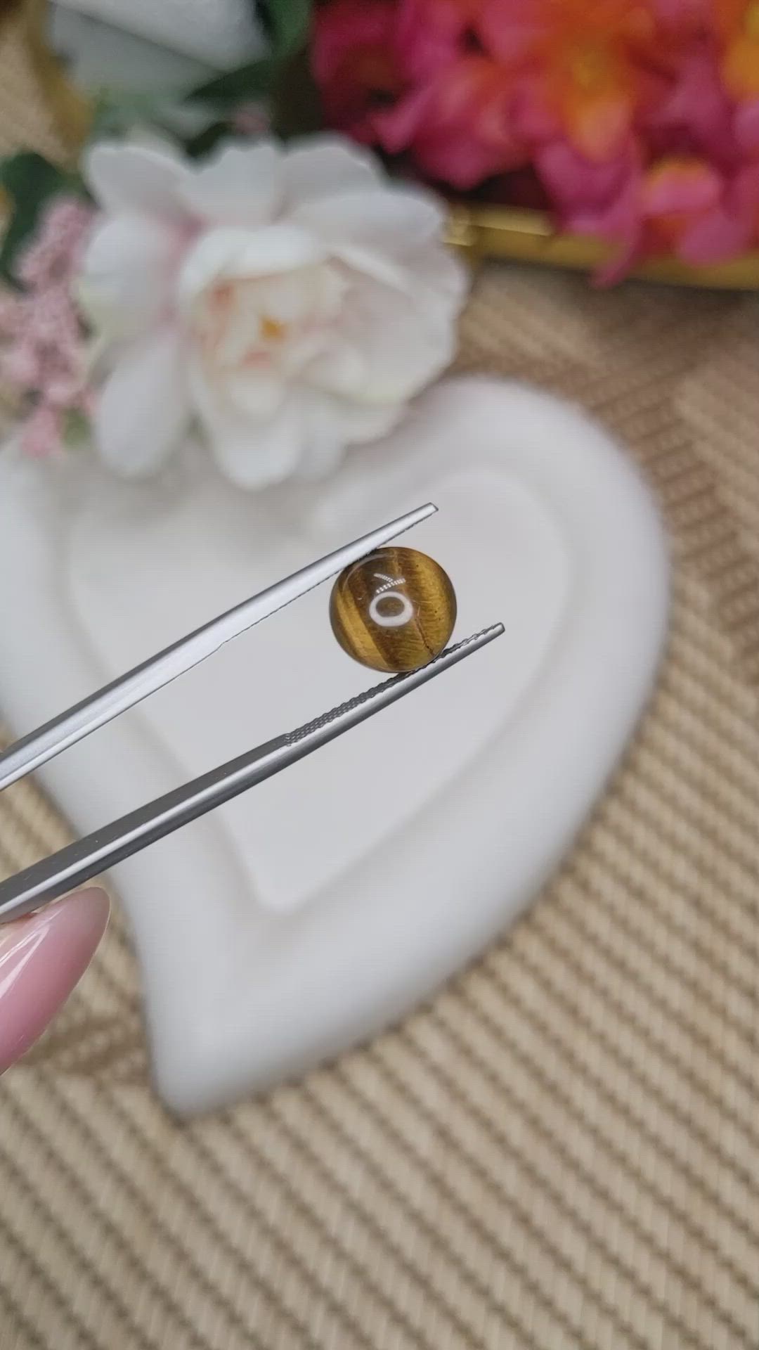 4.61 Ct. Cabochon Tiger's Eye from Ceylon (Sri Lanka) Size Video