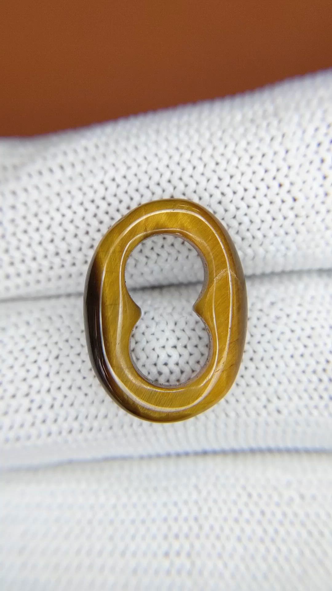 7.33 Ct. Cabochon Tiger's Eye from Ceylon (Sri Lanka) Size Video