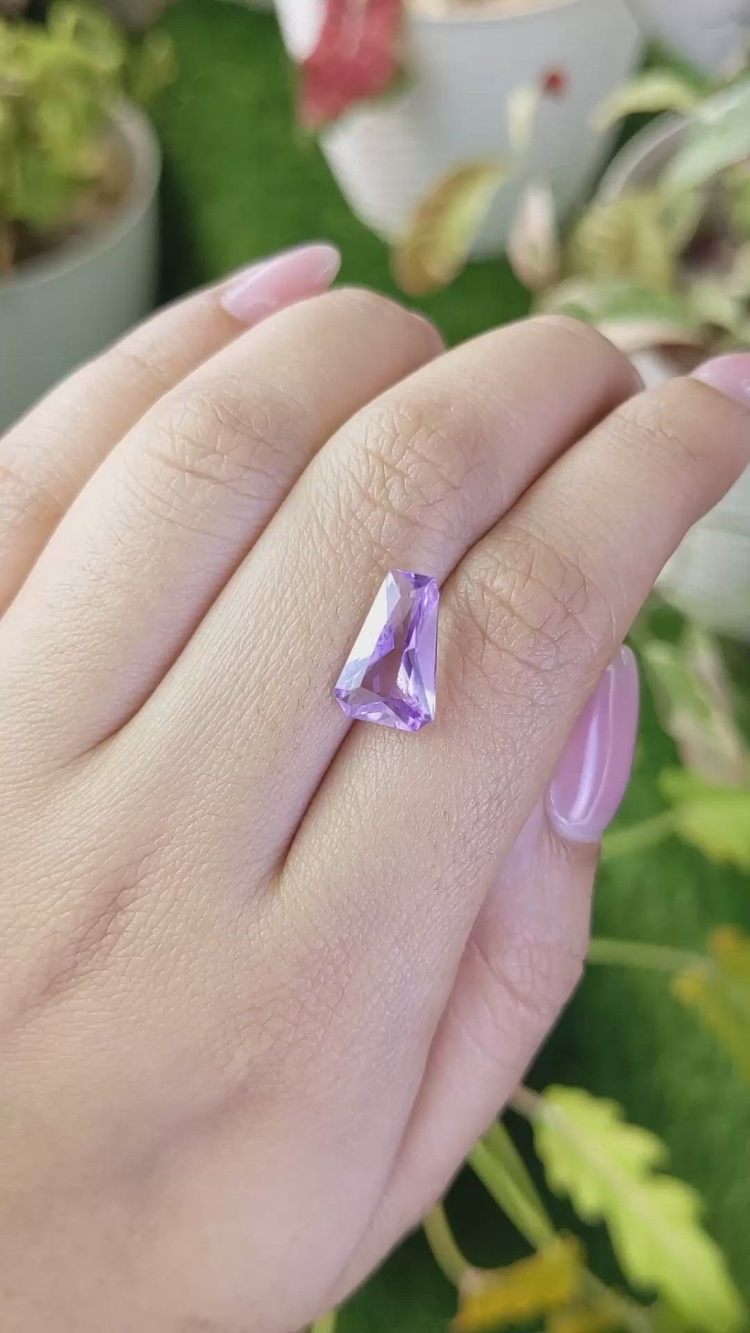 2.93 Ct. Purple Amethyst from Ceylon (Sri Lanka) Size Video