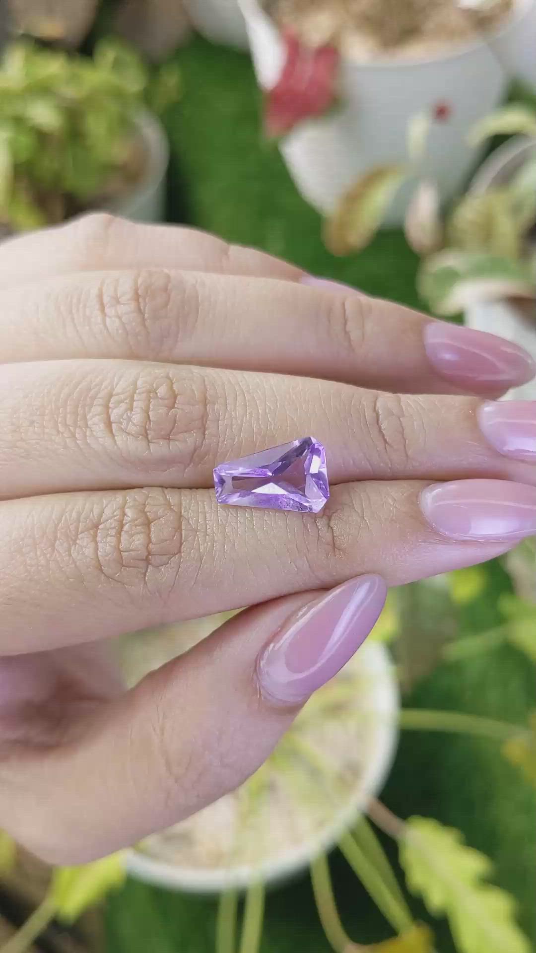 2.93 Ct. Purple Amethyst from Ceylon (Sri Lanka) Size Video