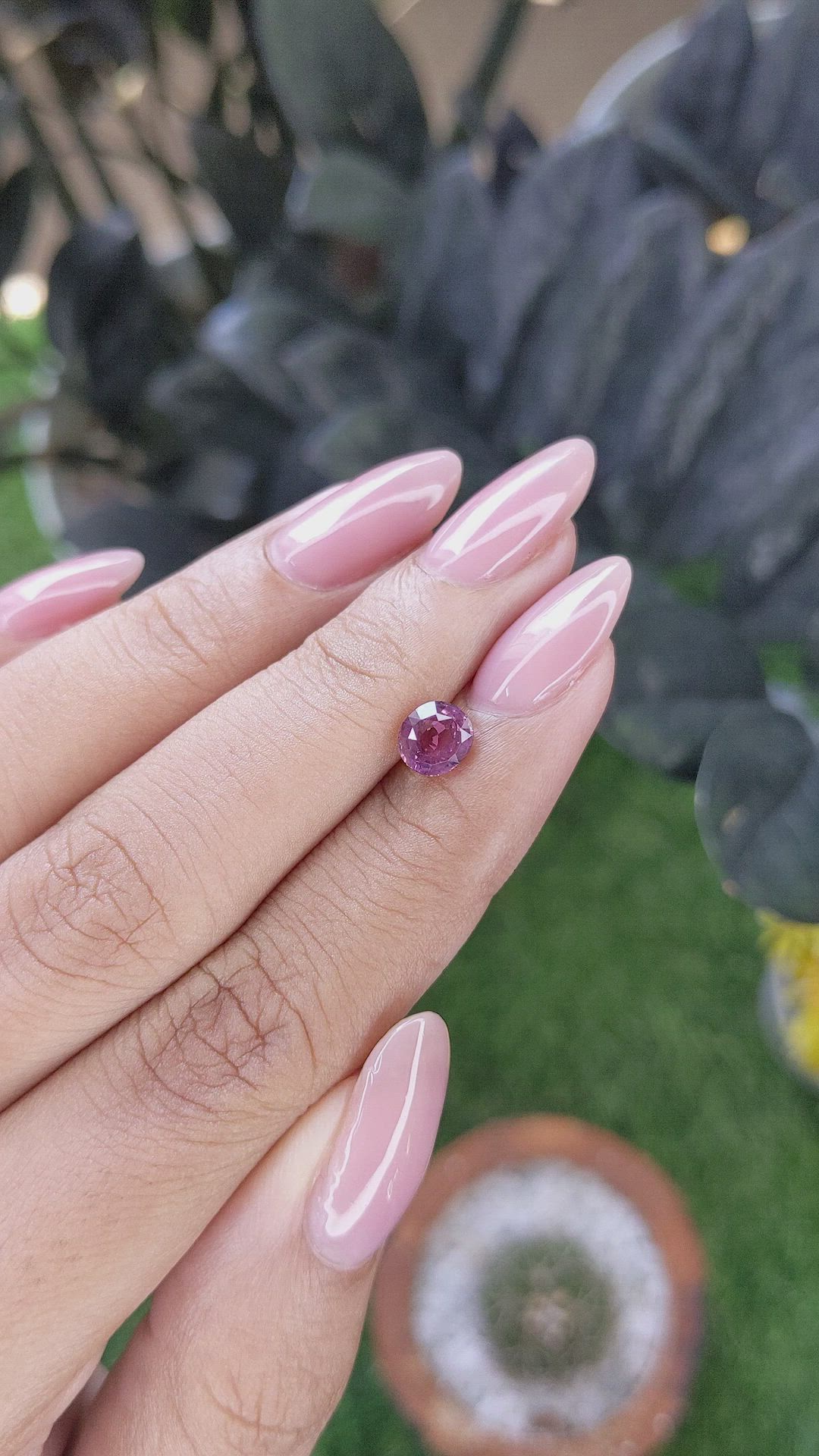 1.00 Ct. Purplish Pink Spinel from Ceylon (Sri Lanka) Size Video