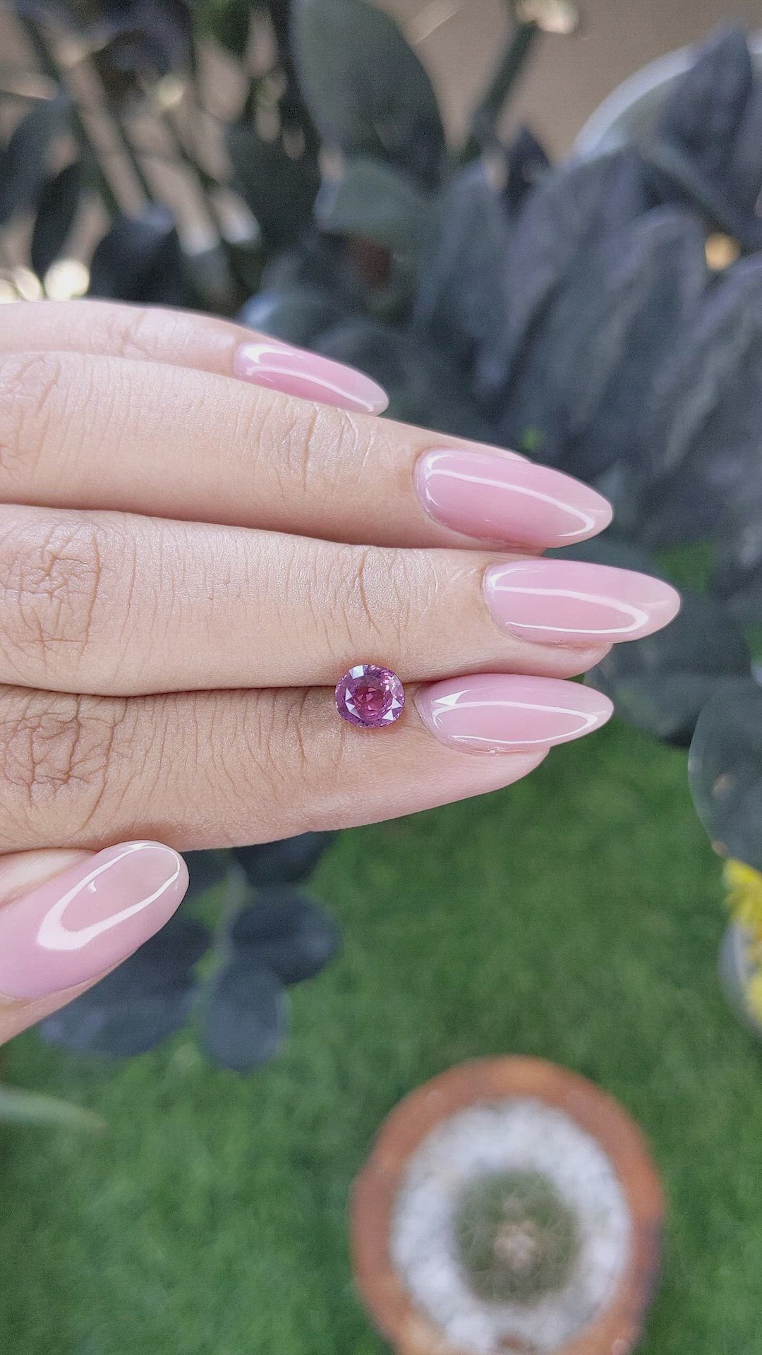 1.00 Ct. Purplish Pink Spinel from Ceylon (Sri Lanka) Size Video