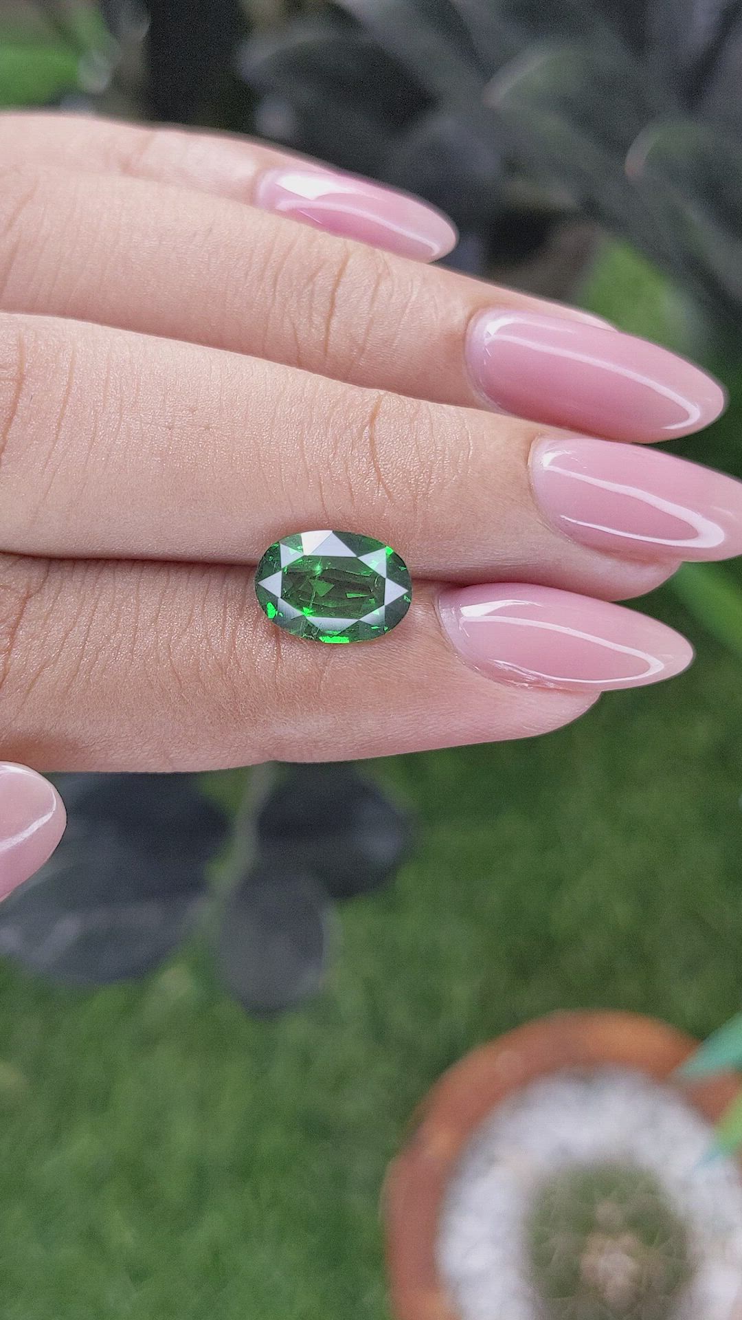 2.82 Ct. Tsavorite Garnet from Kenya Size Video