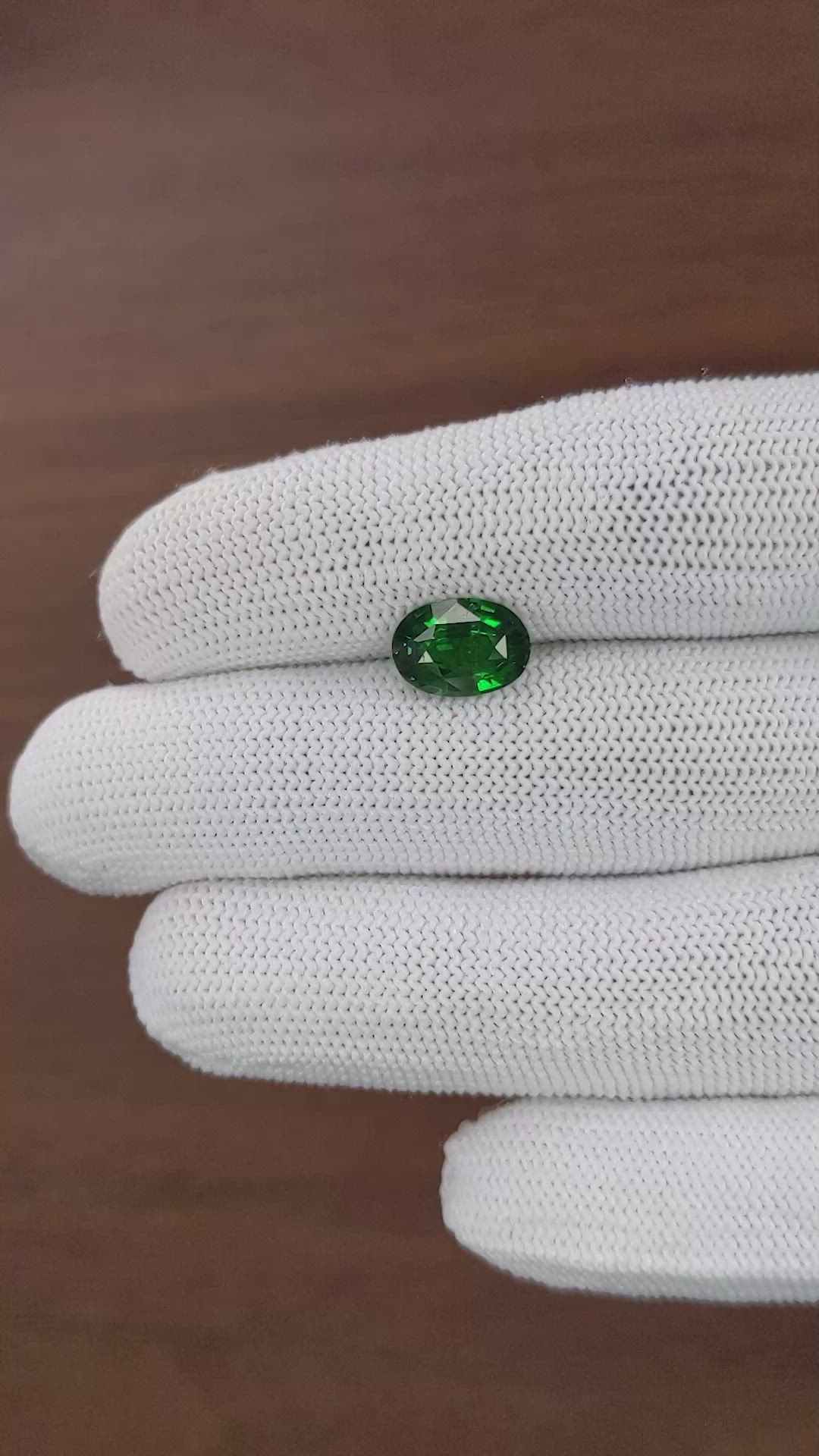 2.82 Ct. Tsavorite Garnet from Kenya Size Video