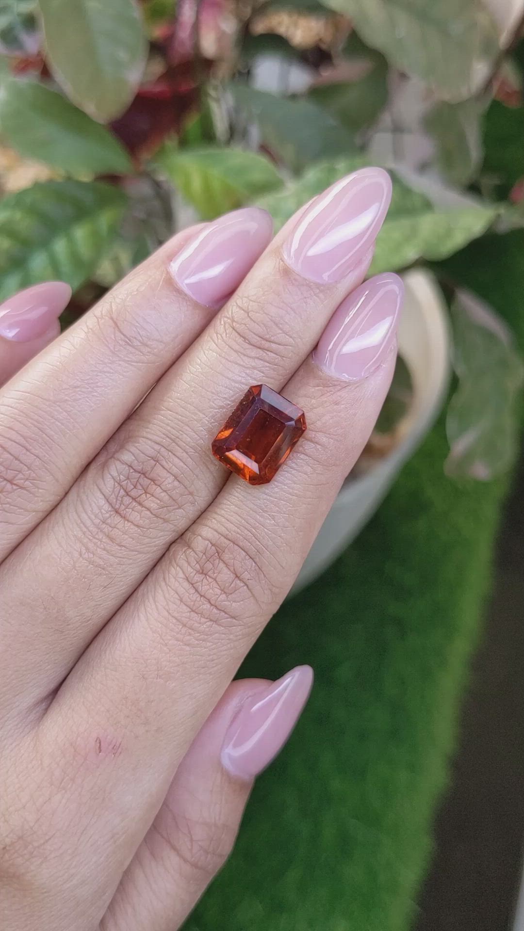 6.61 Ct. Reddish Orange Hessonite Garnet from Madagascar Size Video