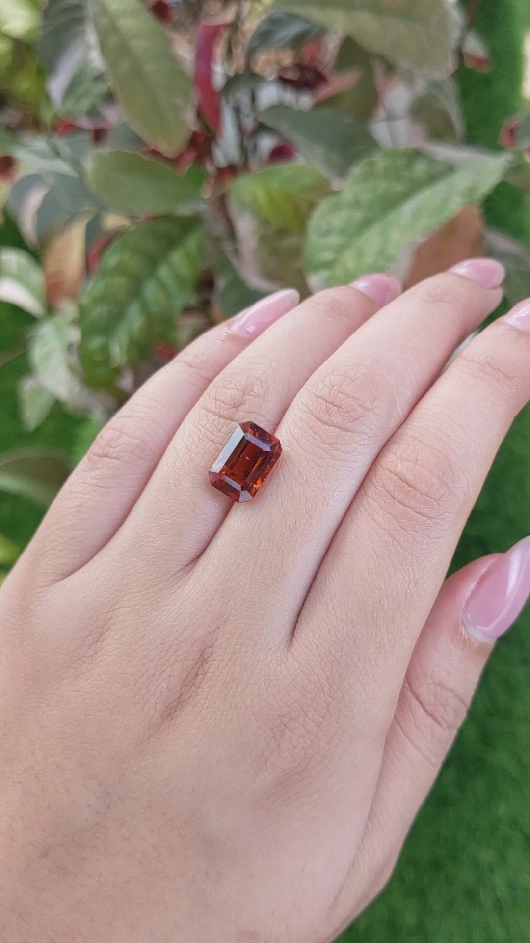 6.06 Ct. Reddish Orange Hessonite Garnet from Madagascar Size Video