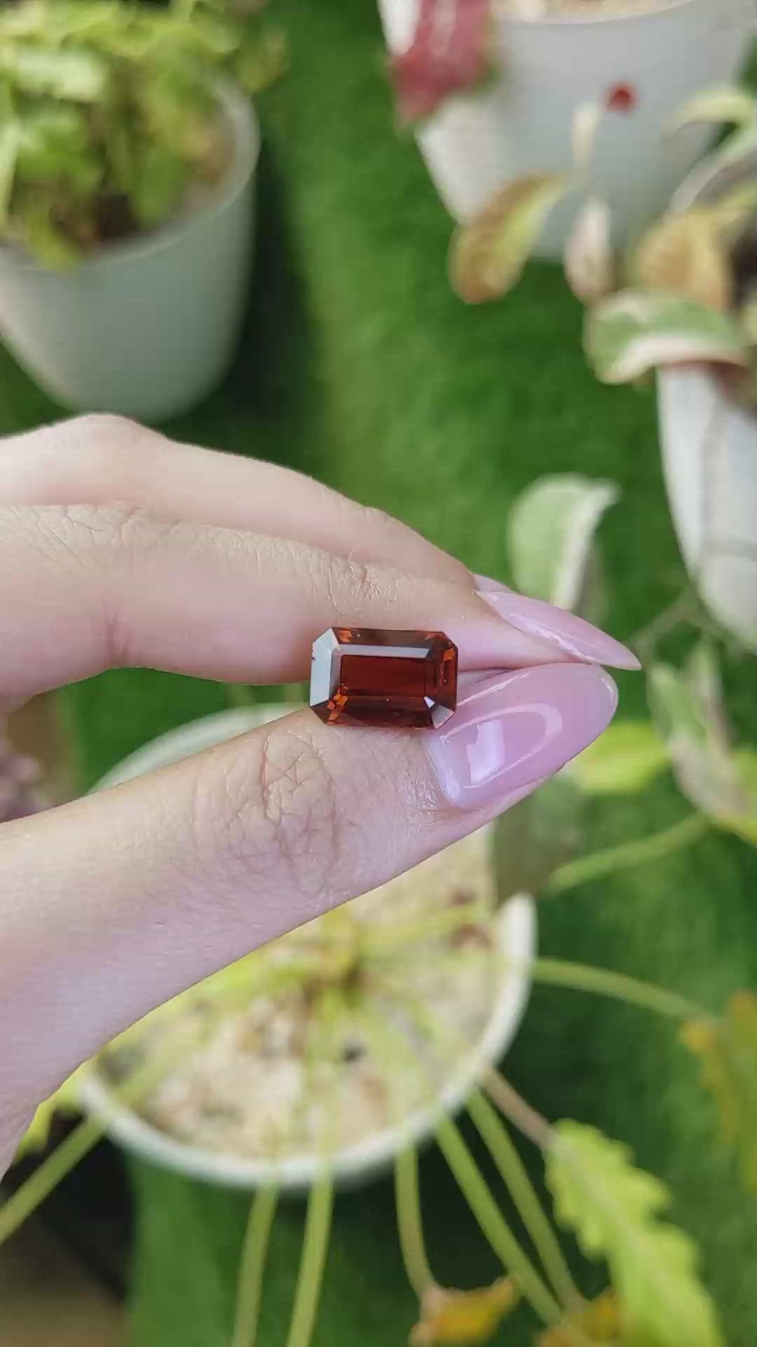 6.54 Ct. Reddish Orange Hessonite Garnet from Madagascar Size Video