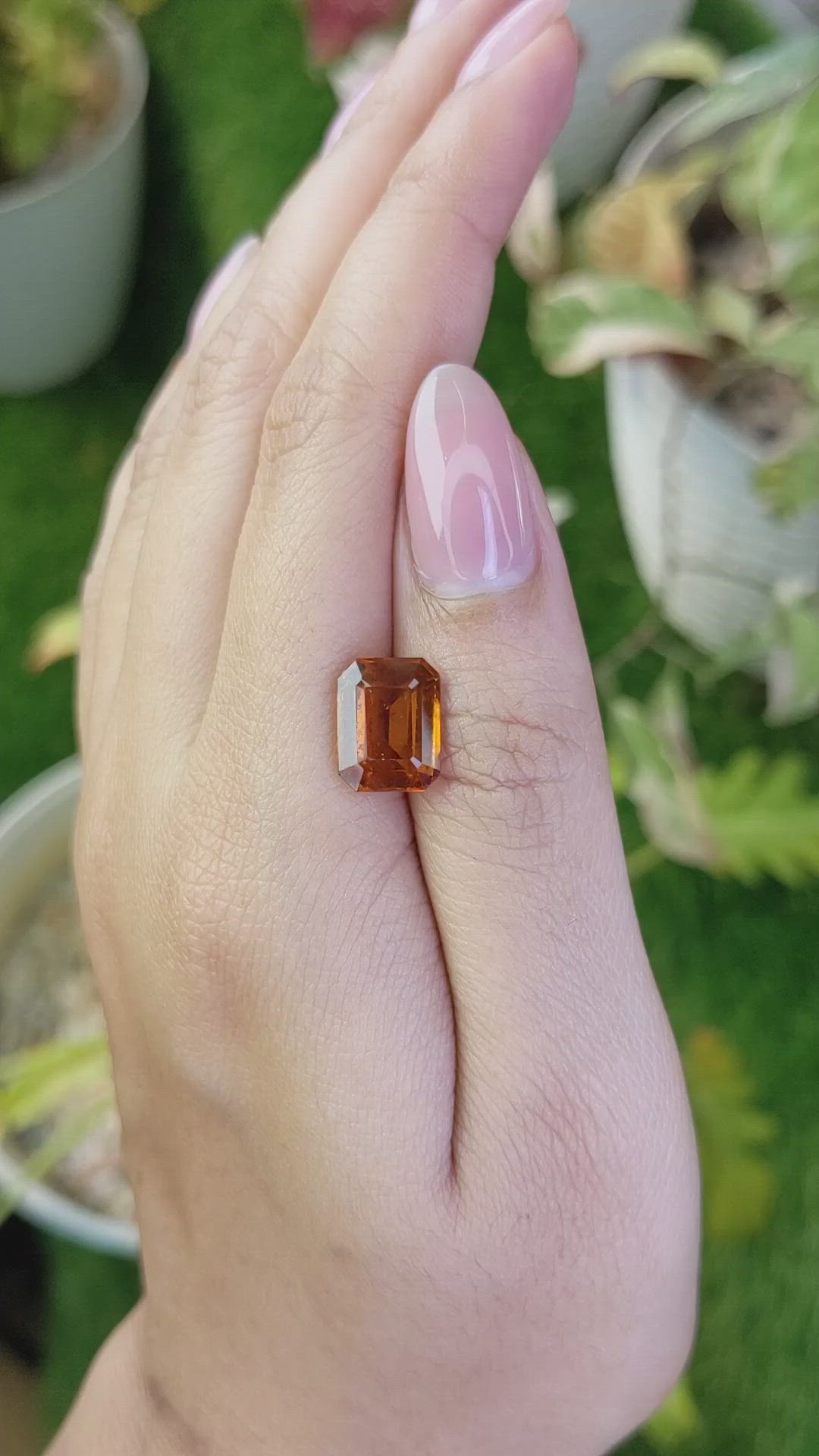 4.73 Ct. Orange Hessonite Garnet from Madagascar Size Video