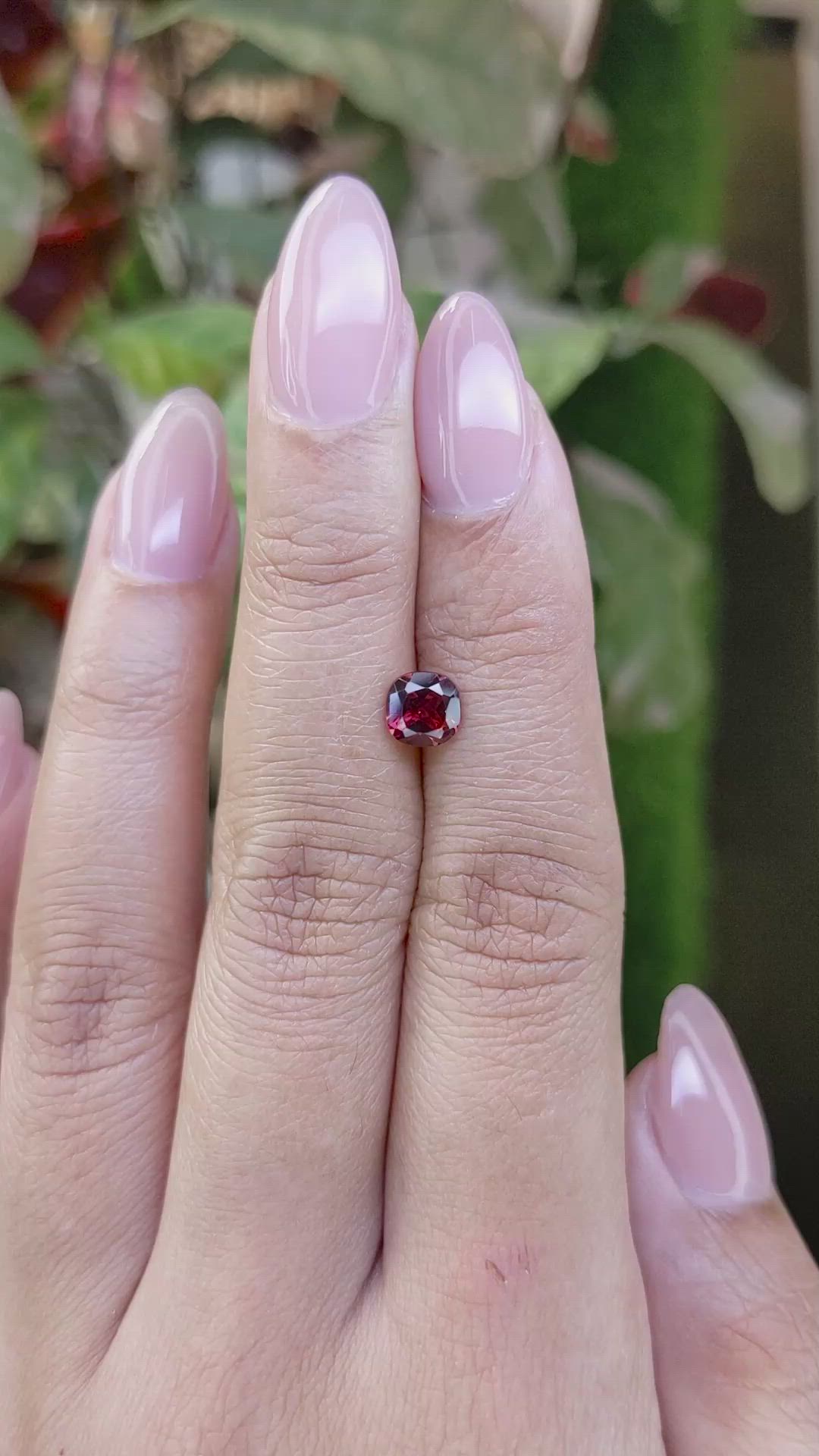 1.00 Ct. Red Garnet from Ceylon (Sri Lanka) Size Video