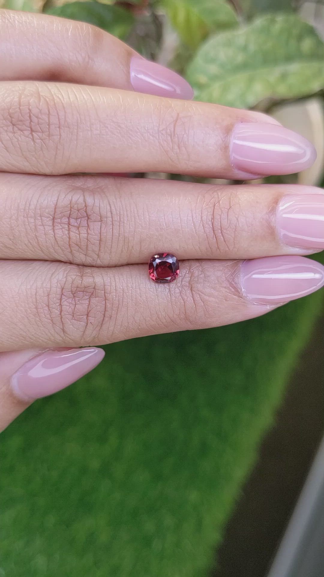 1.00 Ct. Red Garnet from Ceylon (Sri Lanka) Size Video
