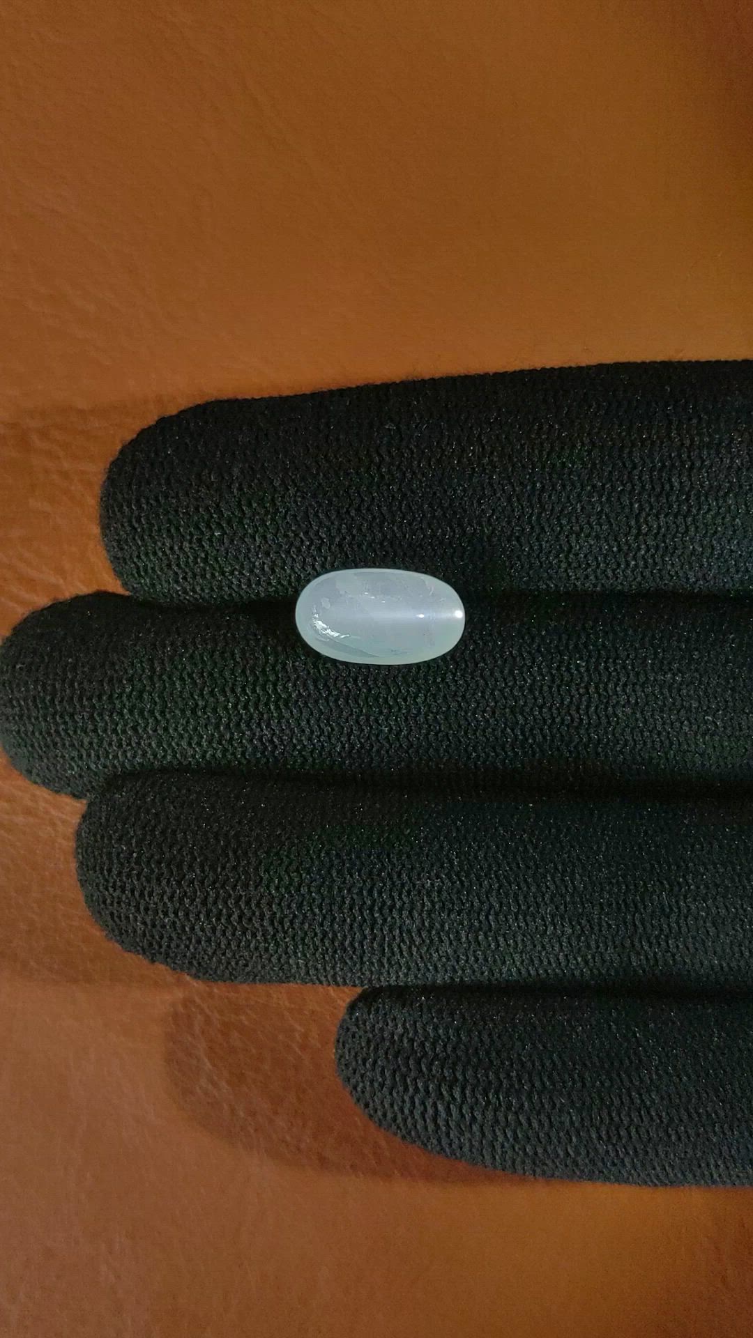 4.15 Ct. White Cabochon Moonstone from Ceylon (Sri Lanka) Size Video