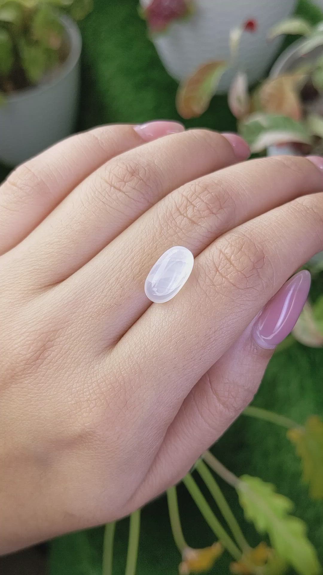 4.15 Ct. White Cabochon Moonstone from Ceylon (Sri Lanka) Size Video