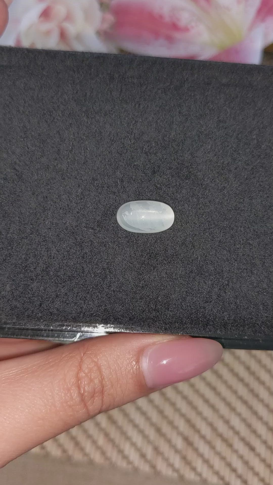 4.15 Ct. White Cabochon Moonstone from Ceylon (Sri Lanka) Size Video