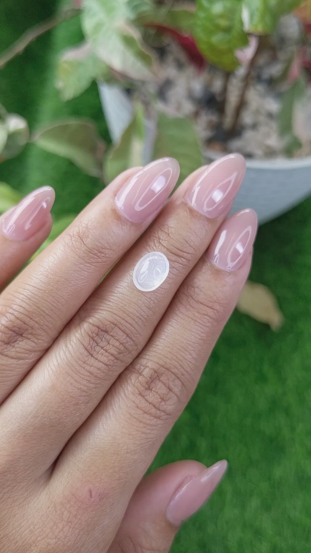 1.65 Ct. White Cabochon Moonstone from Ceylon (Sri Lanka) Size Video