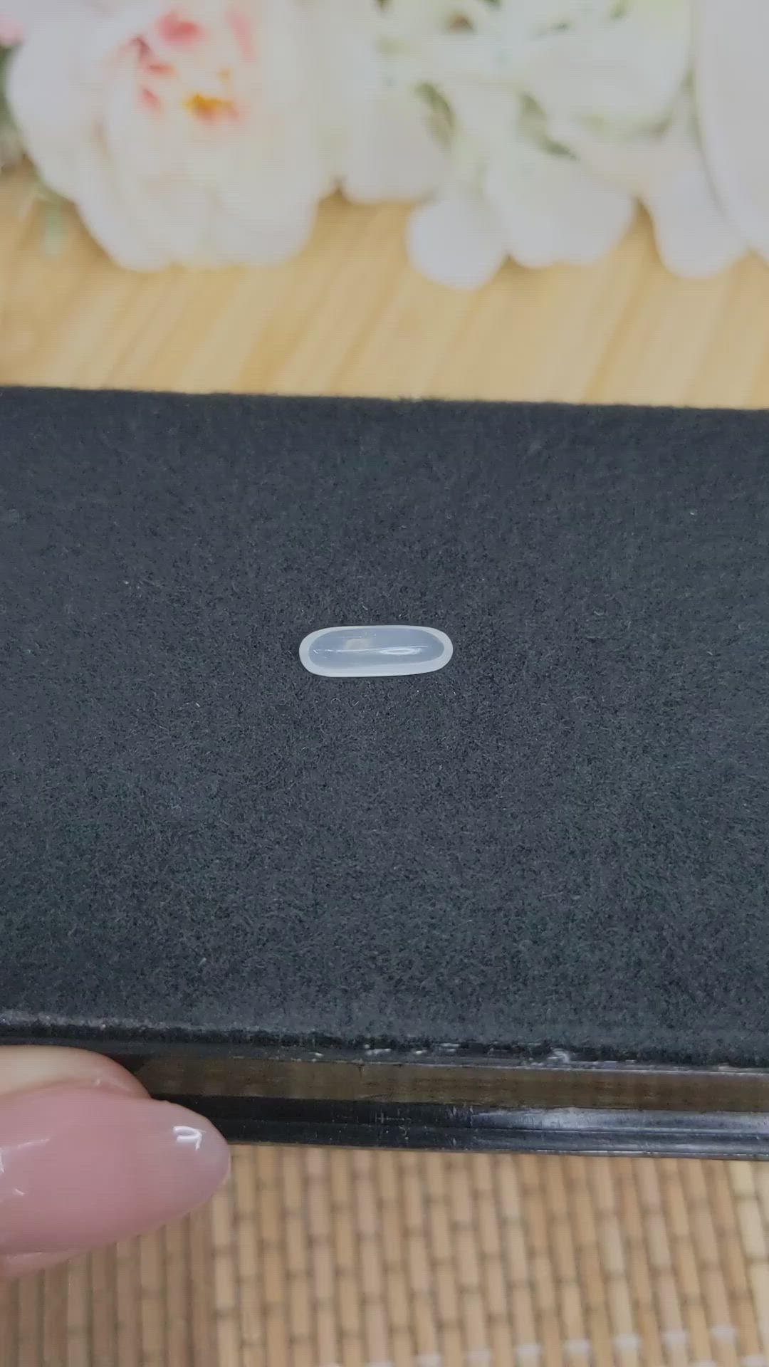 1.71 Ct. White Cabochon Moonstone from Ceylon (Sri Lanka) Size Video