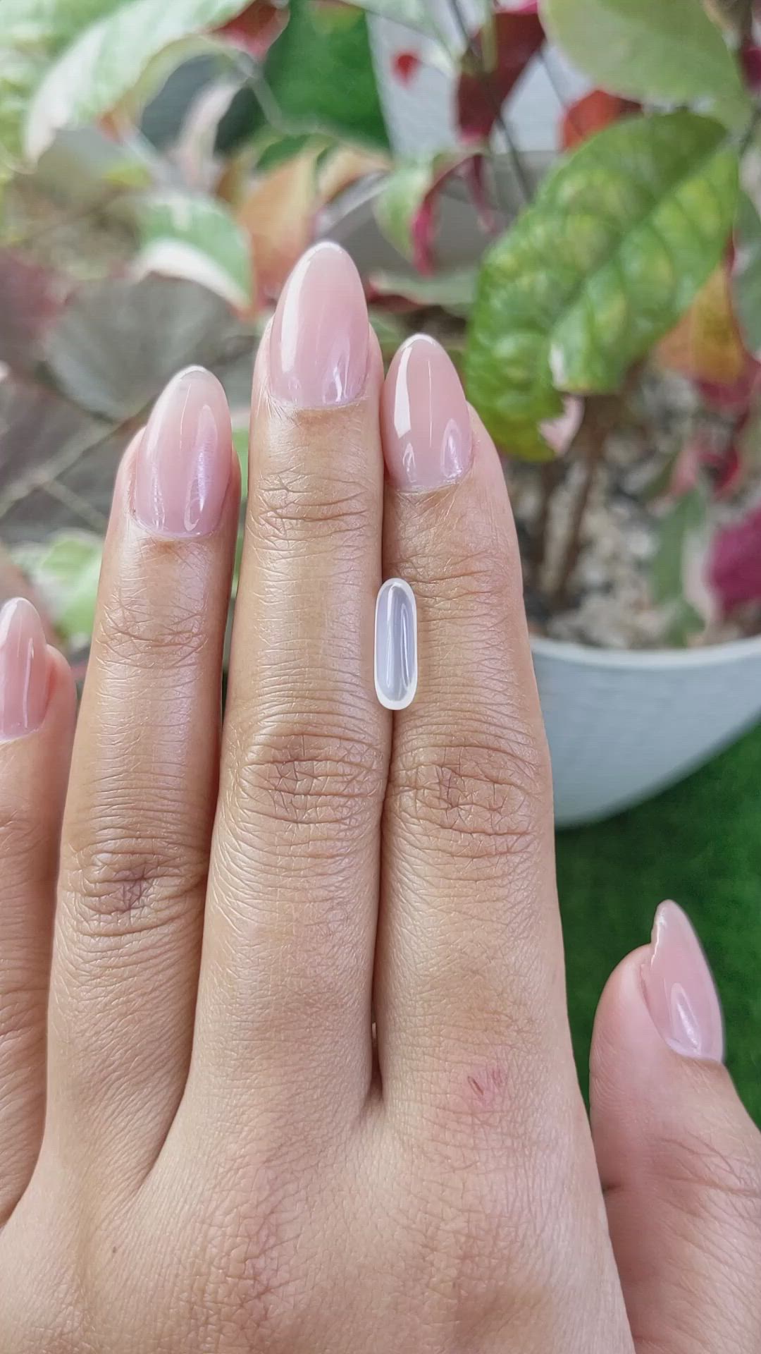1.71 Ct. White Cabochon Moonstone from Ceylon (Sri Lanka) Size Video