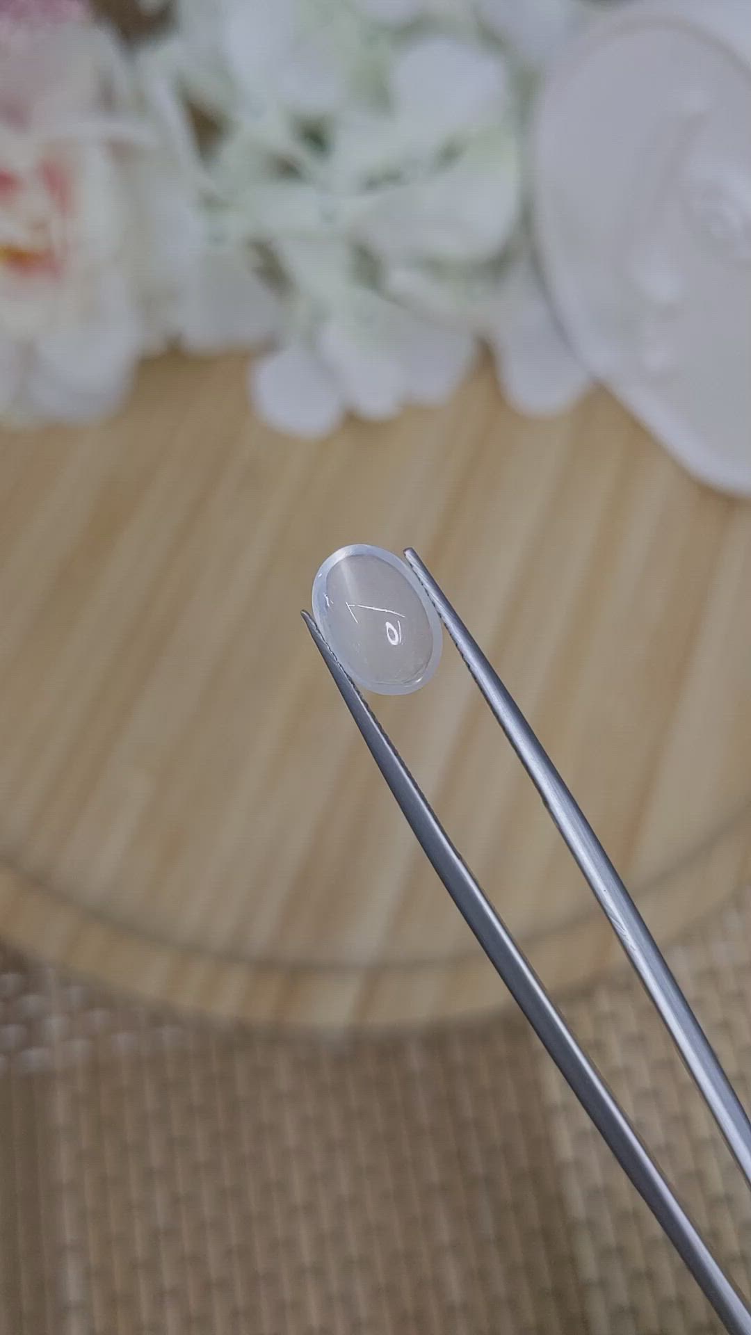 1.92 Ct. White Cabochon Moonstone from Ceylon (Sri Lanka) Size Video