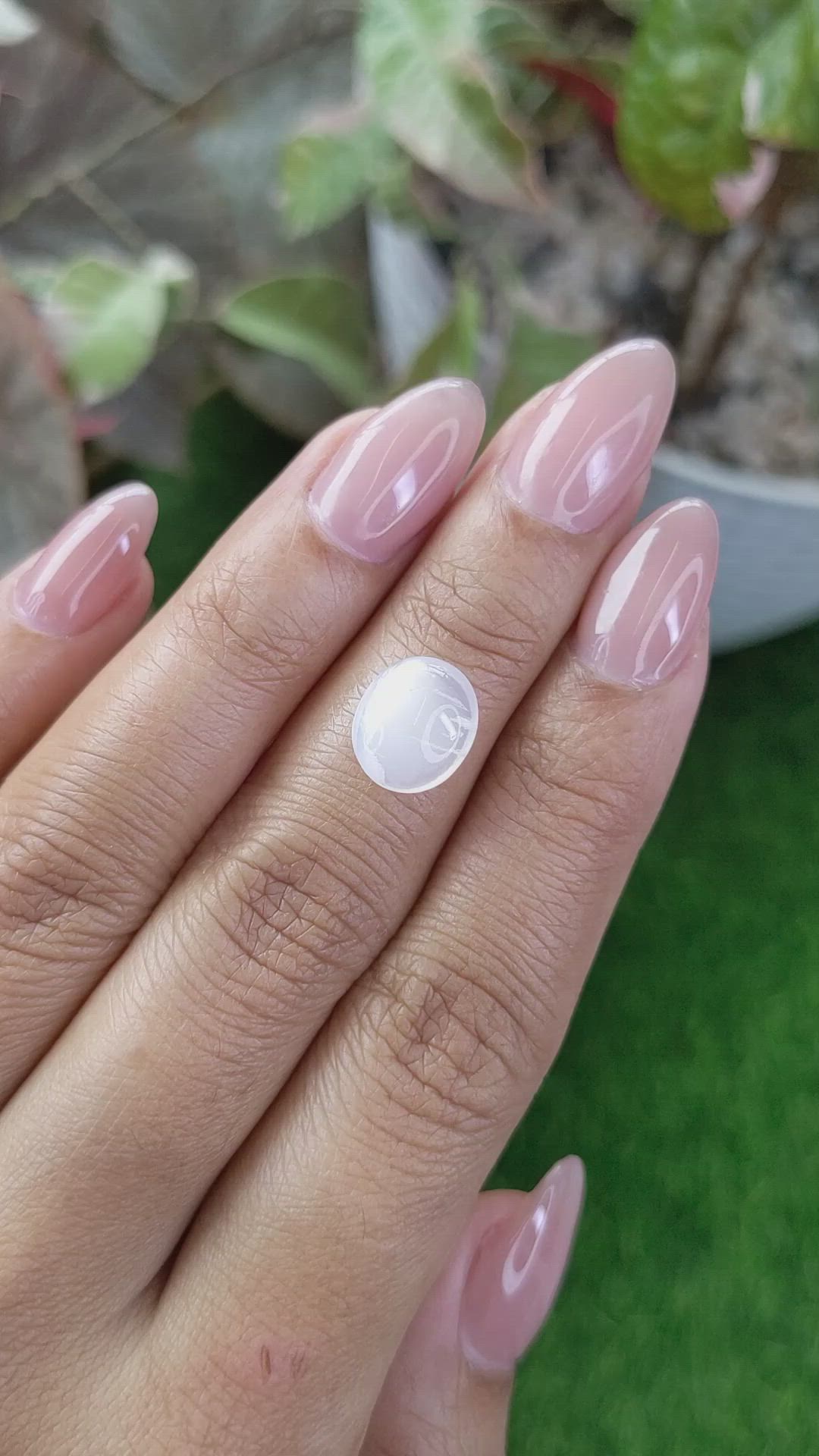 2.81 Ct. White Cabochon Moonstone from Ceylon (Sri Lanka) Size Video
