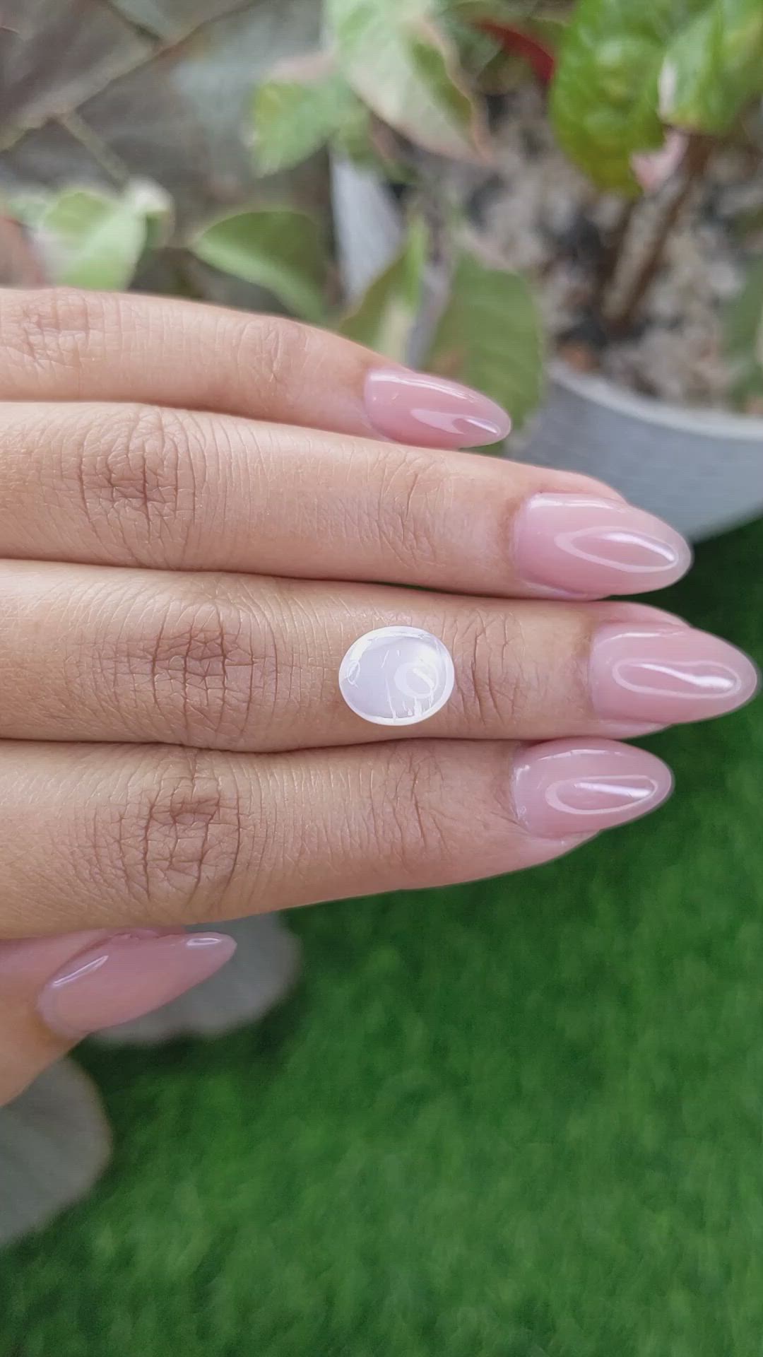 2.81 Ct. White Cabochon Moonstone from Ceylon (Sri Lanka) Size Video