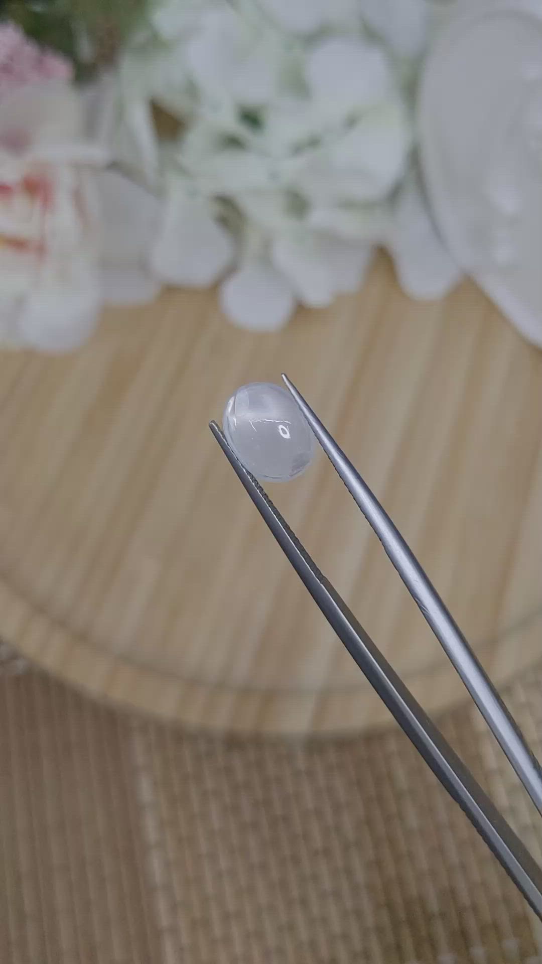 2.49 Ct. White Cabochon Moonstone from Ceylon (Sri Lanka) Size Video